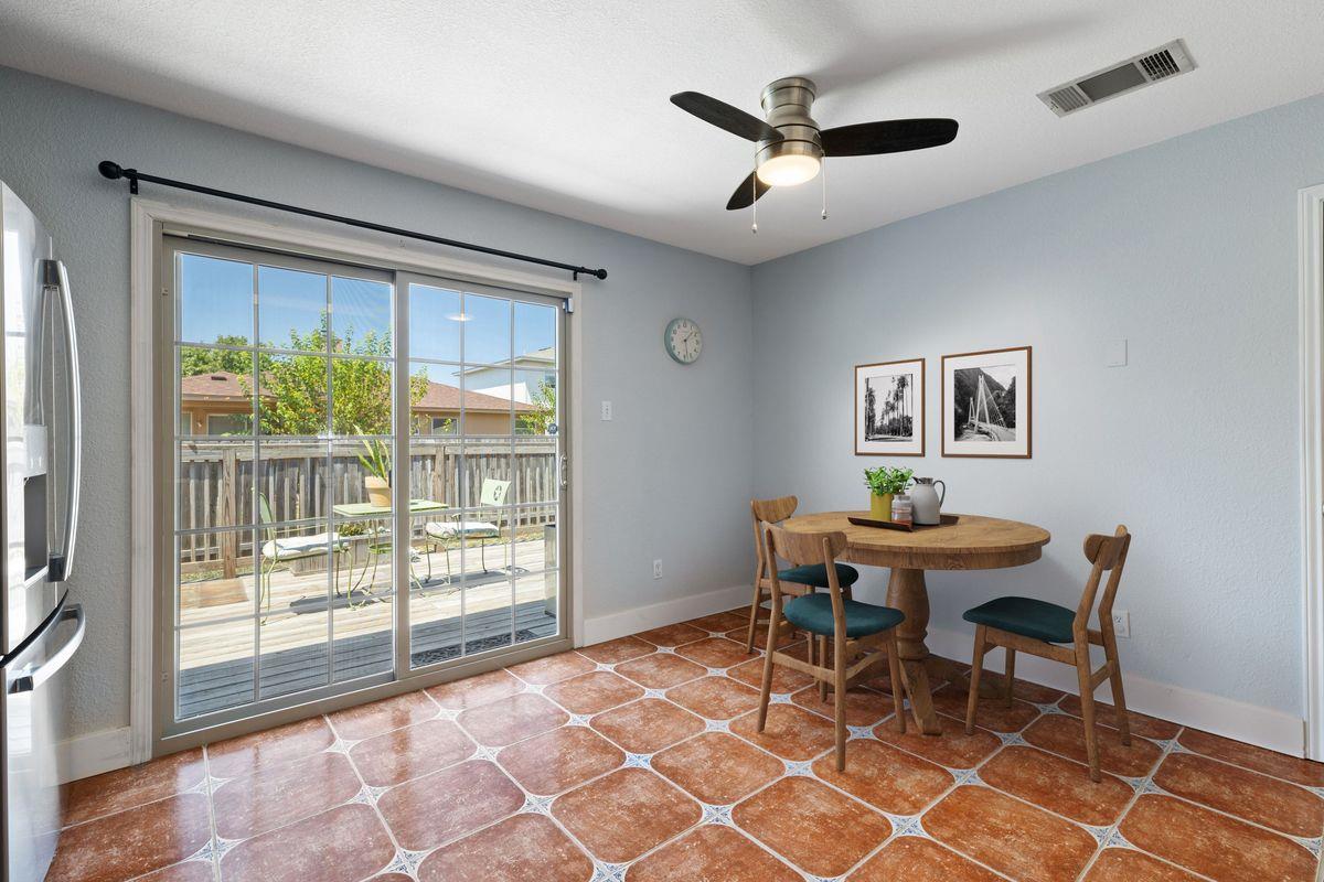 17500 Avena Valley Dr, Pflugerville, TX 78660