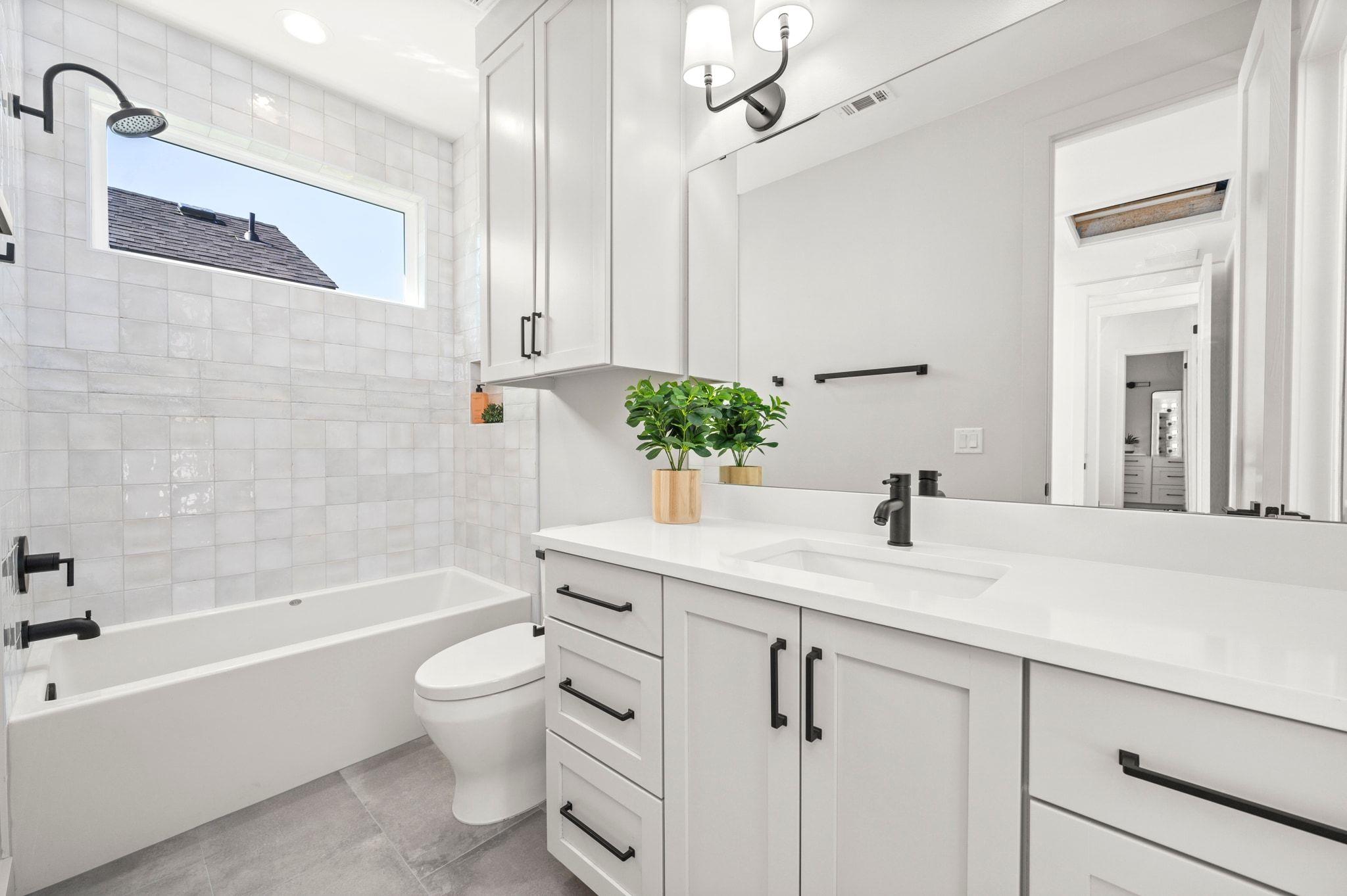 1407 Cedar Ave # 2, Austin, TX 78702