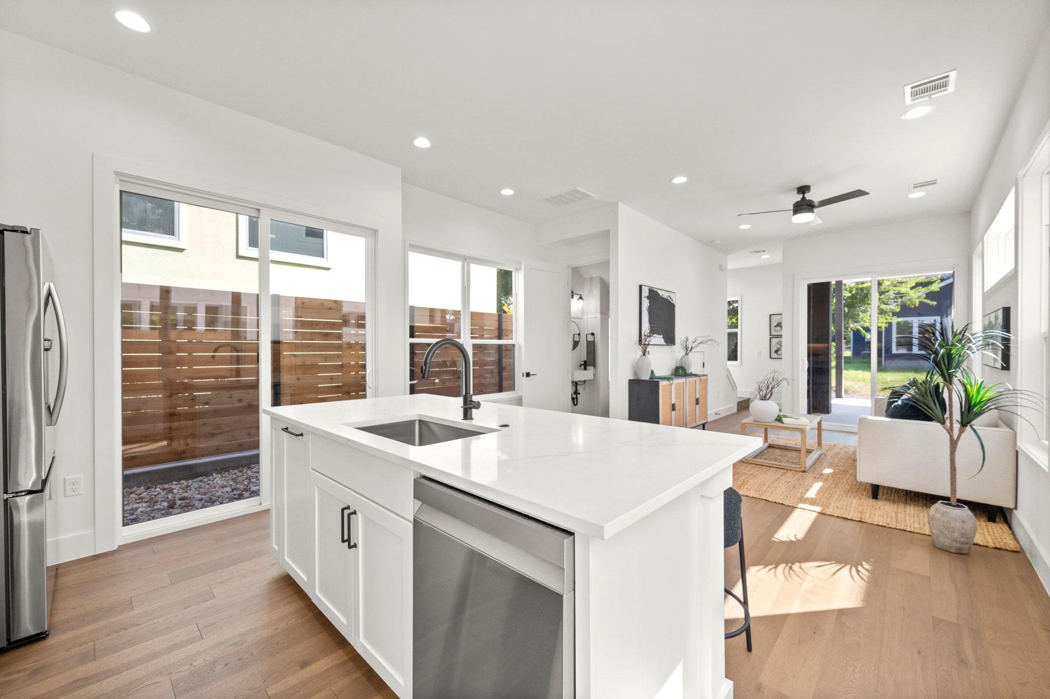 1407 Cedar Ave # 2, Austin, TX 78702