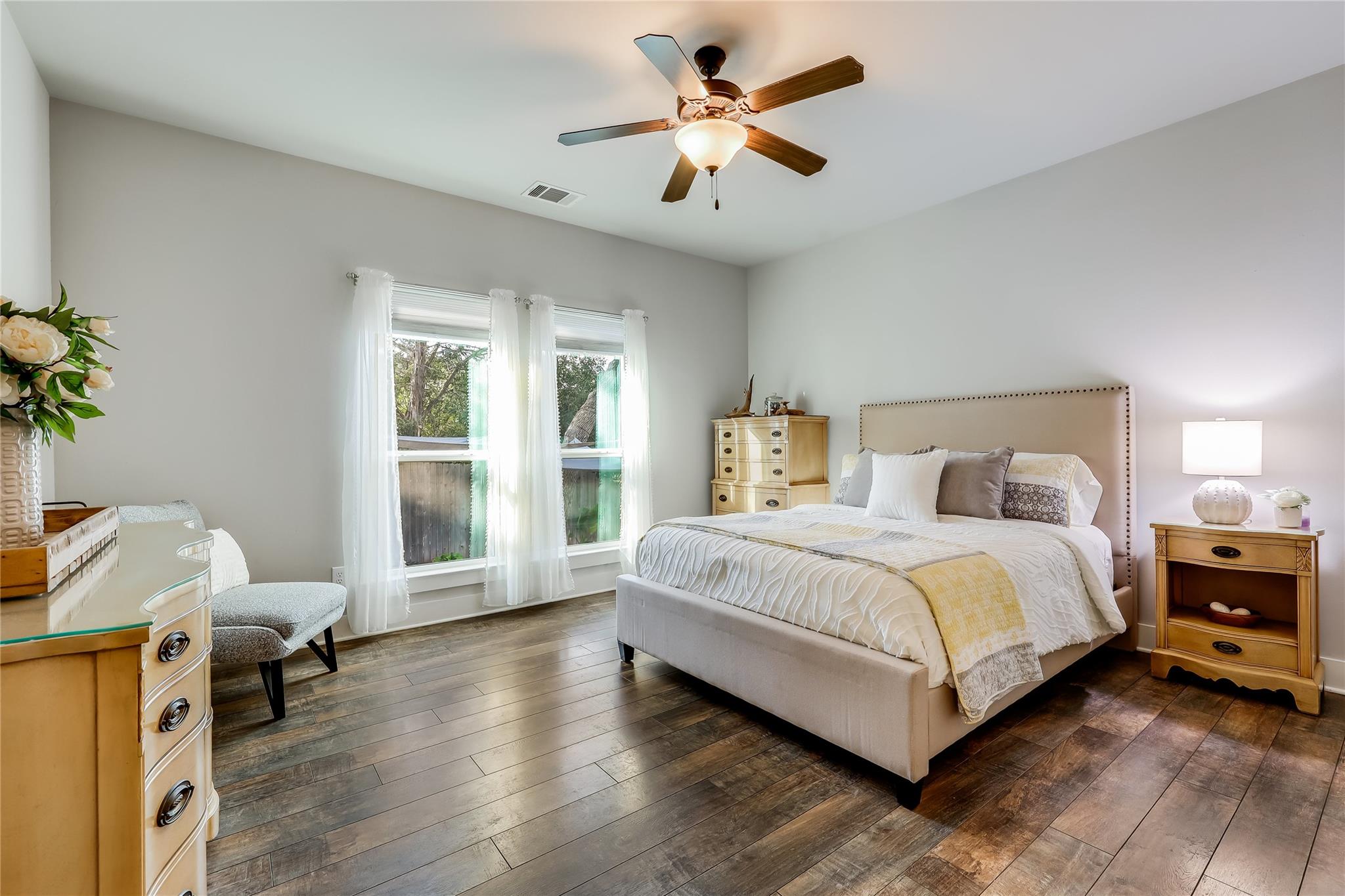 21800 Owens Cv, Lago Vista, TX 78645