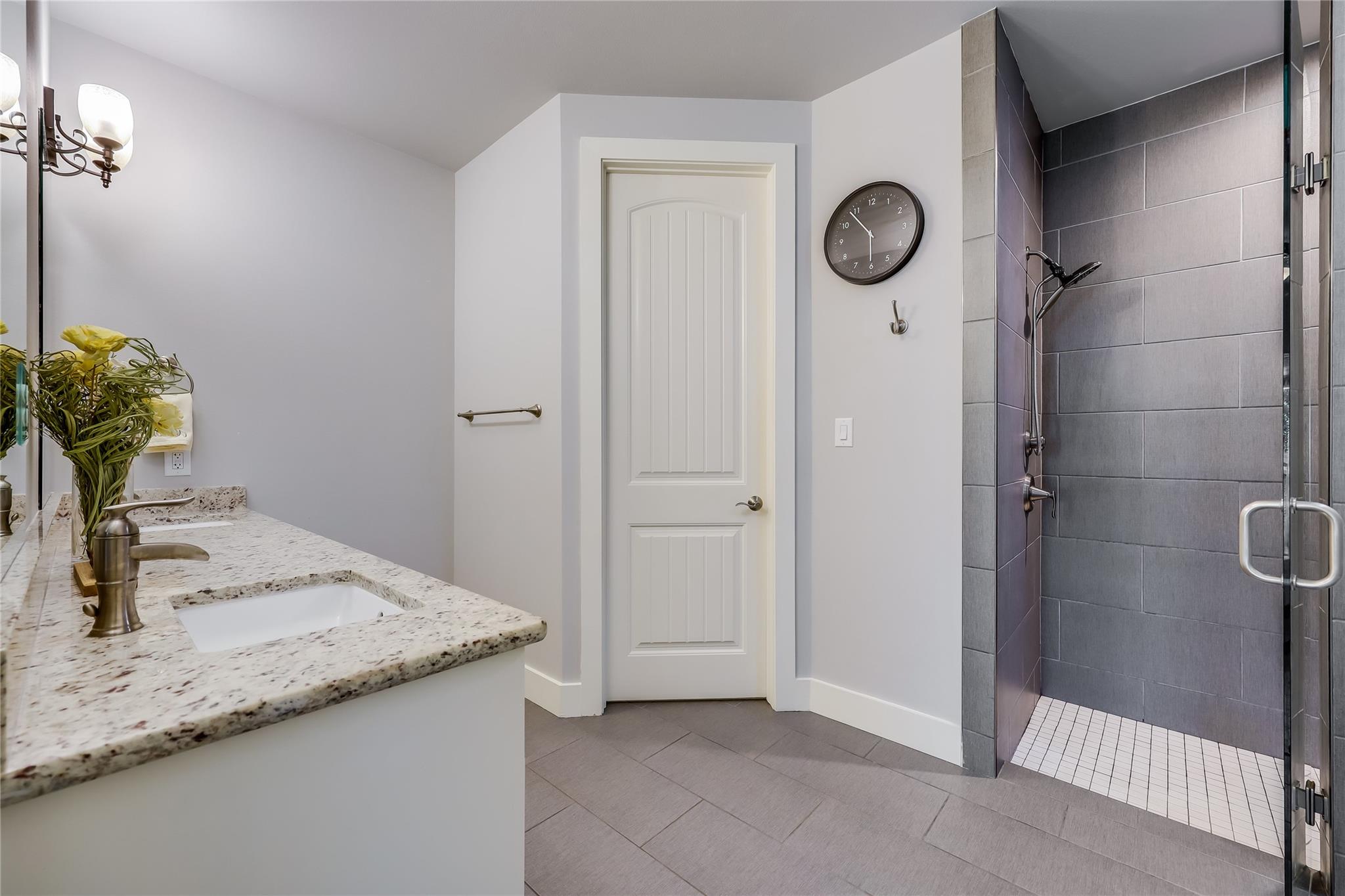 21800 Owens Cv, Lago Vista, TX 78645