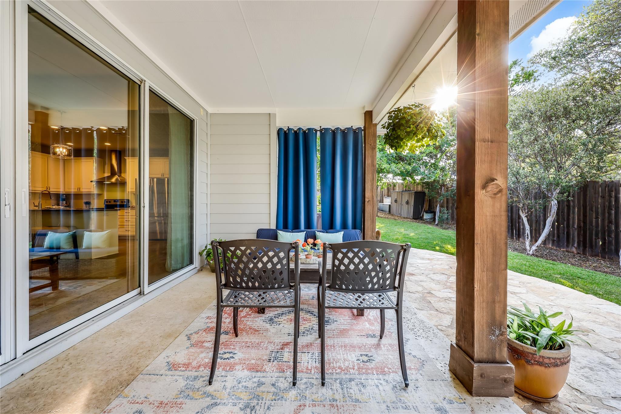 21800 Owens Cv, Lago Vista, TX 78645