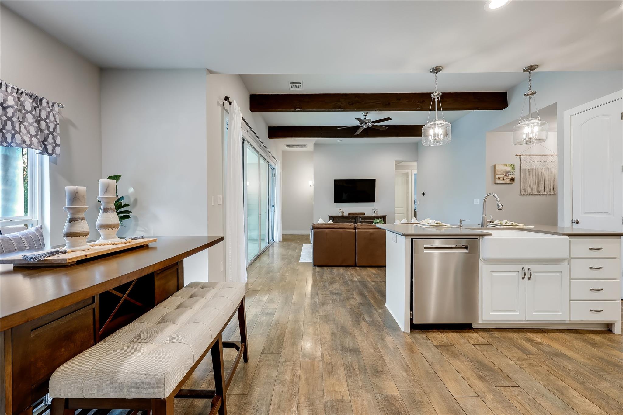 21800 Owens Cv, Lago Vista, TX 78645