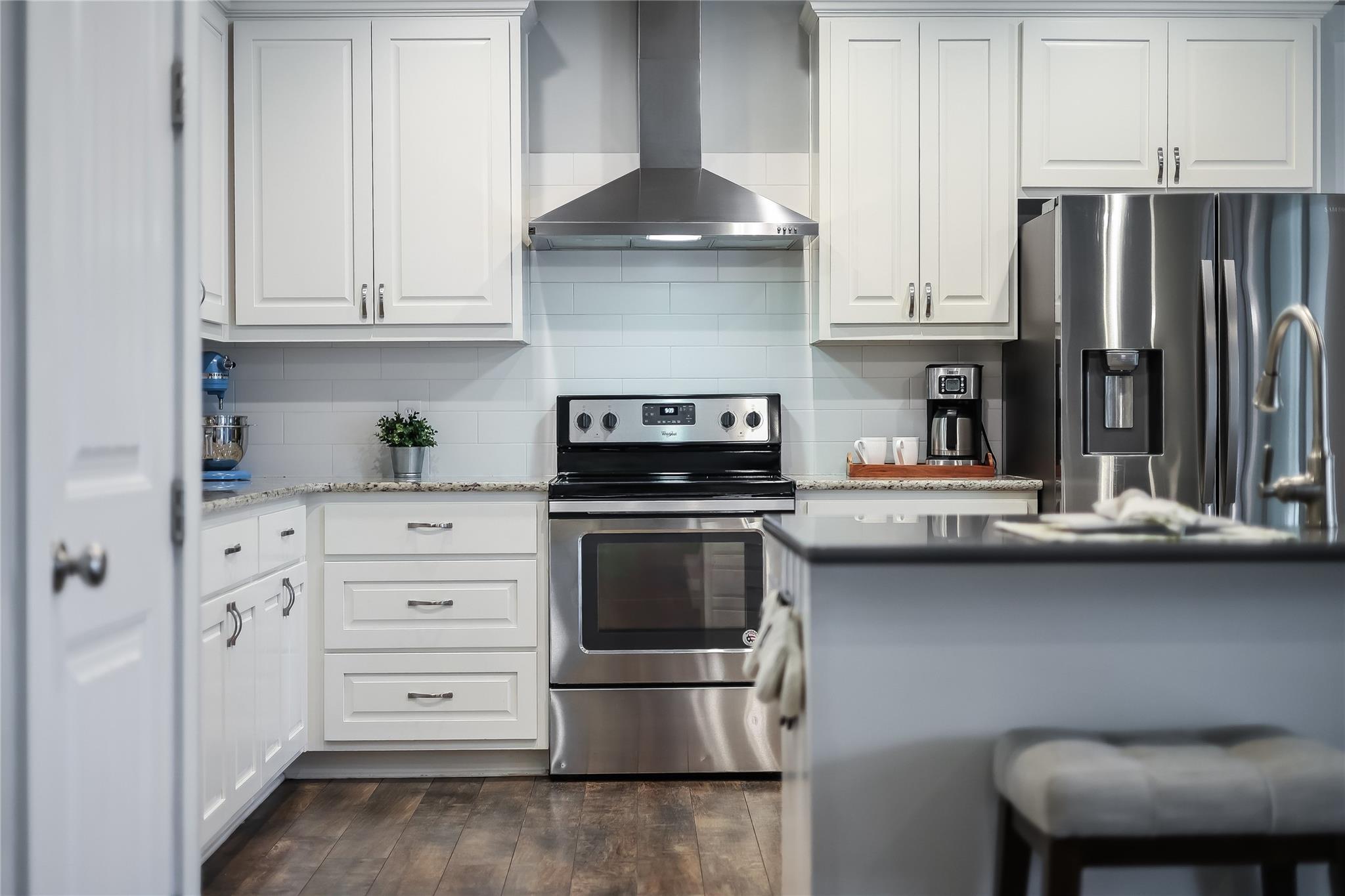 21800 Owens Cv, Lago Vista, TX 78645