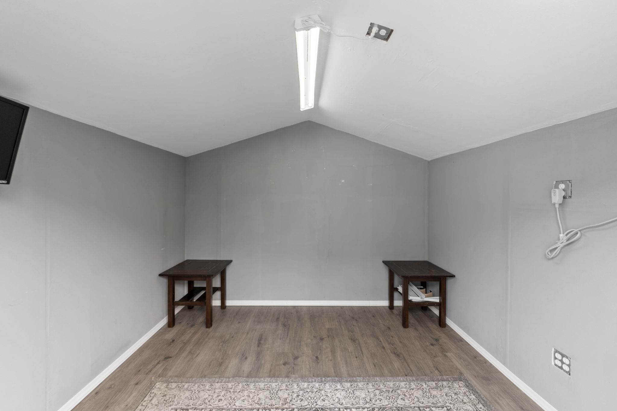 232 Syrah Ct, Leander, TX 78641