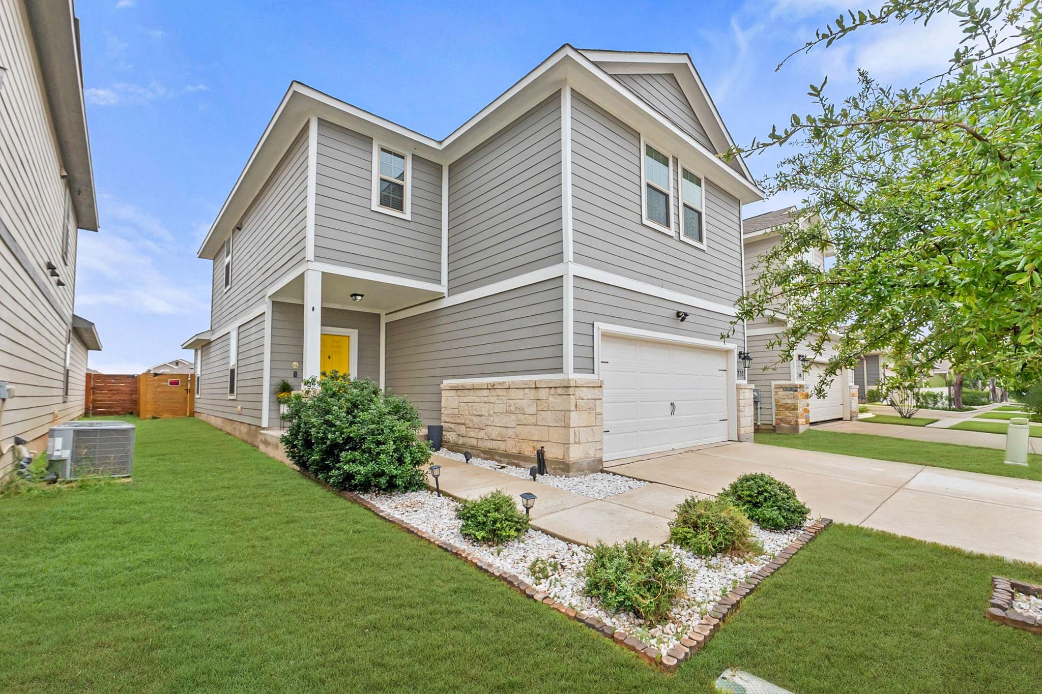 232 Syrah Ct, Leander, TX 78641