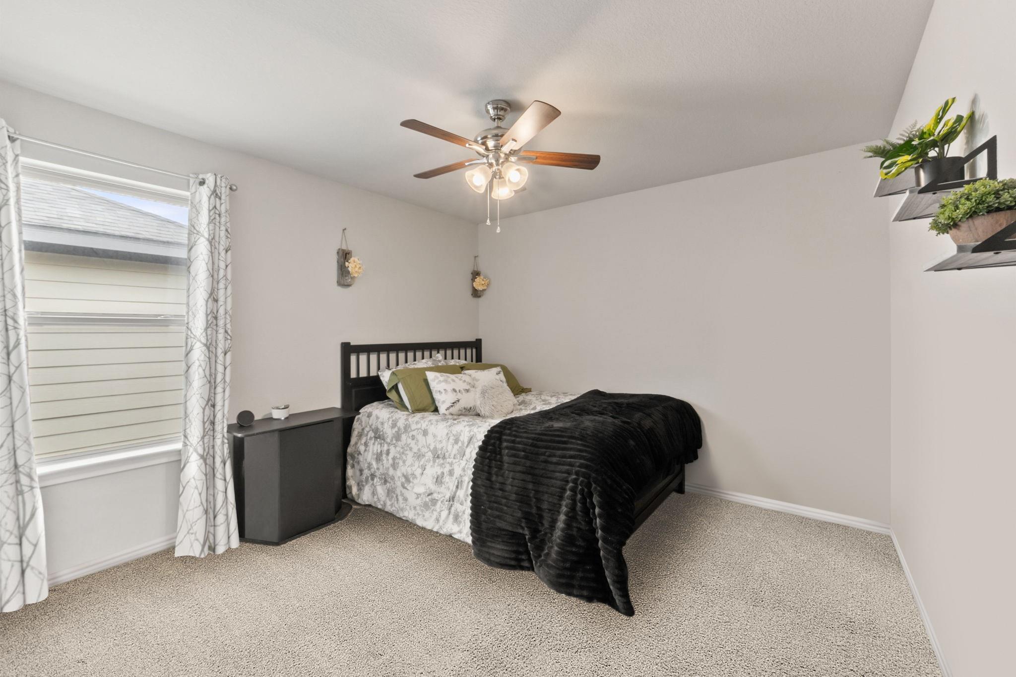 232 Syrah Ct, Leander, TX 78641