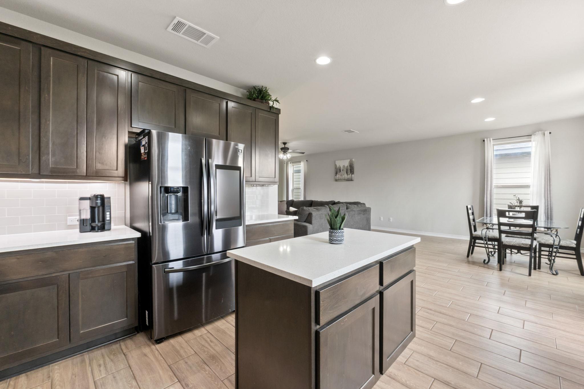 232 Syrah Ct, Leander, TX 78641