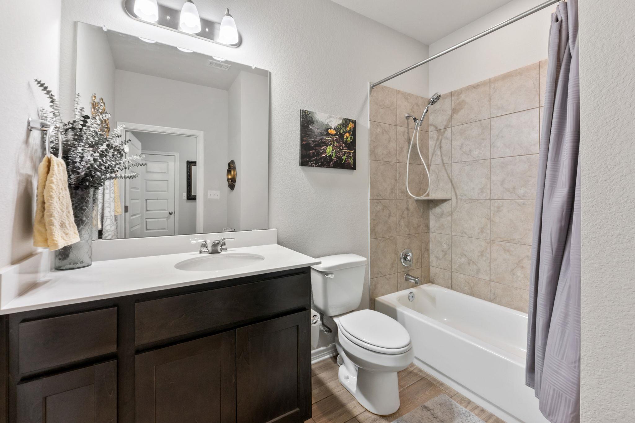 232 Syrah Ct, Leander, TX 78641