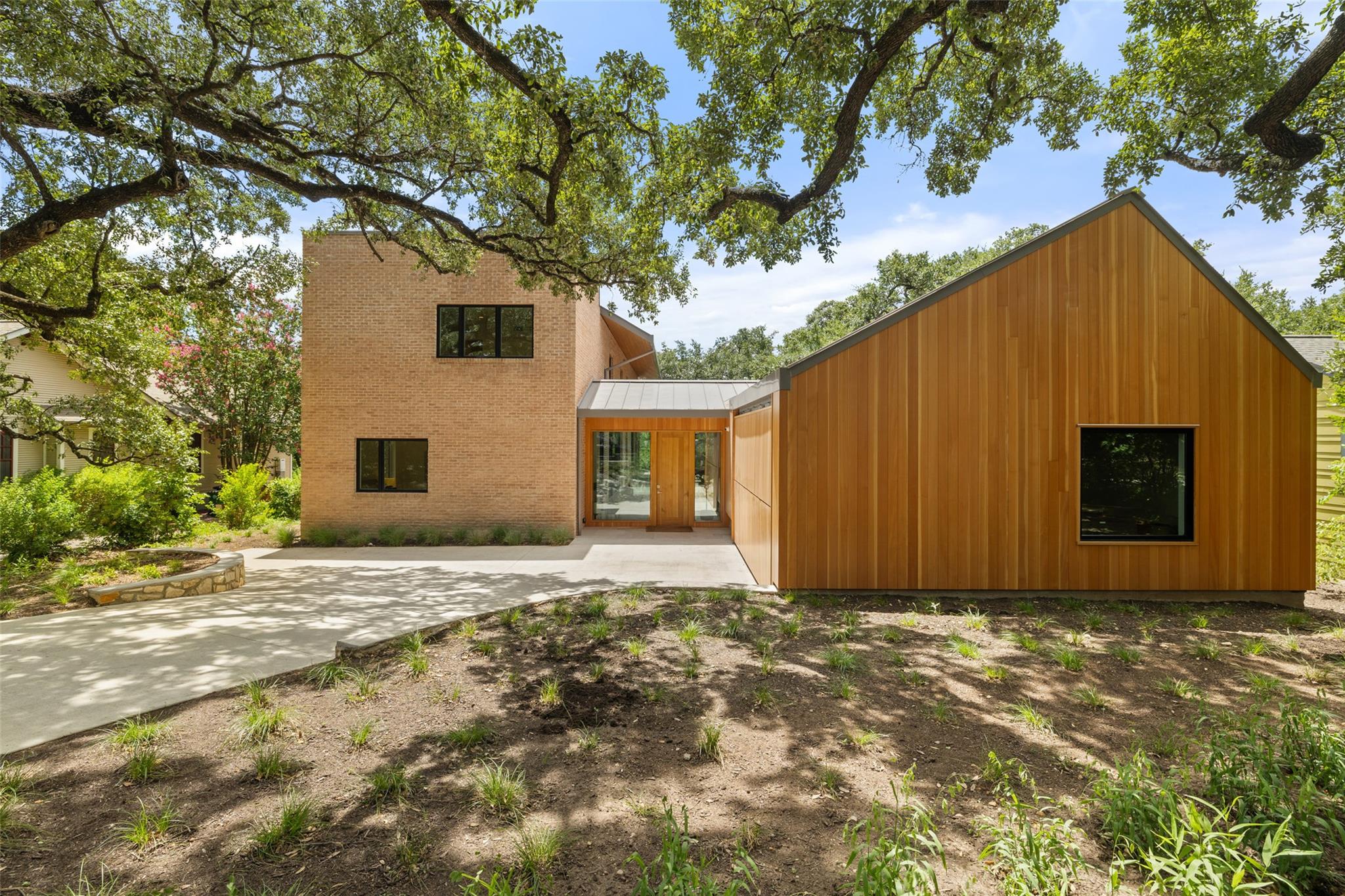 1319 Bonham Ter, Austin, TX 78704