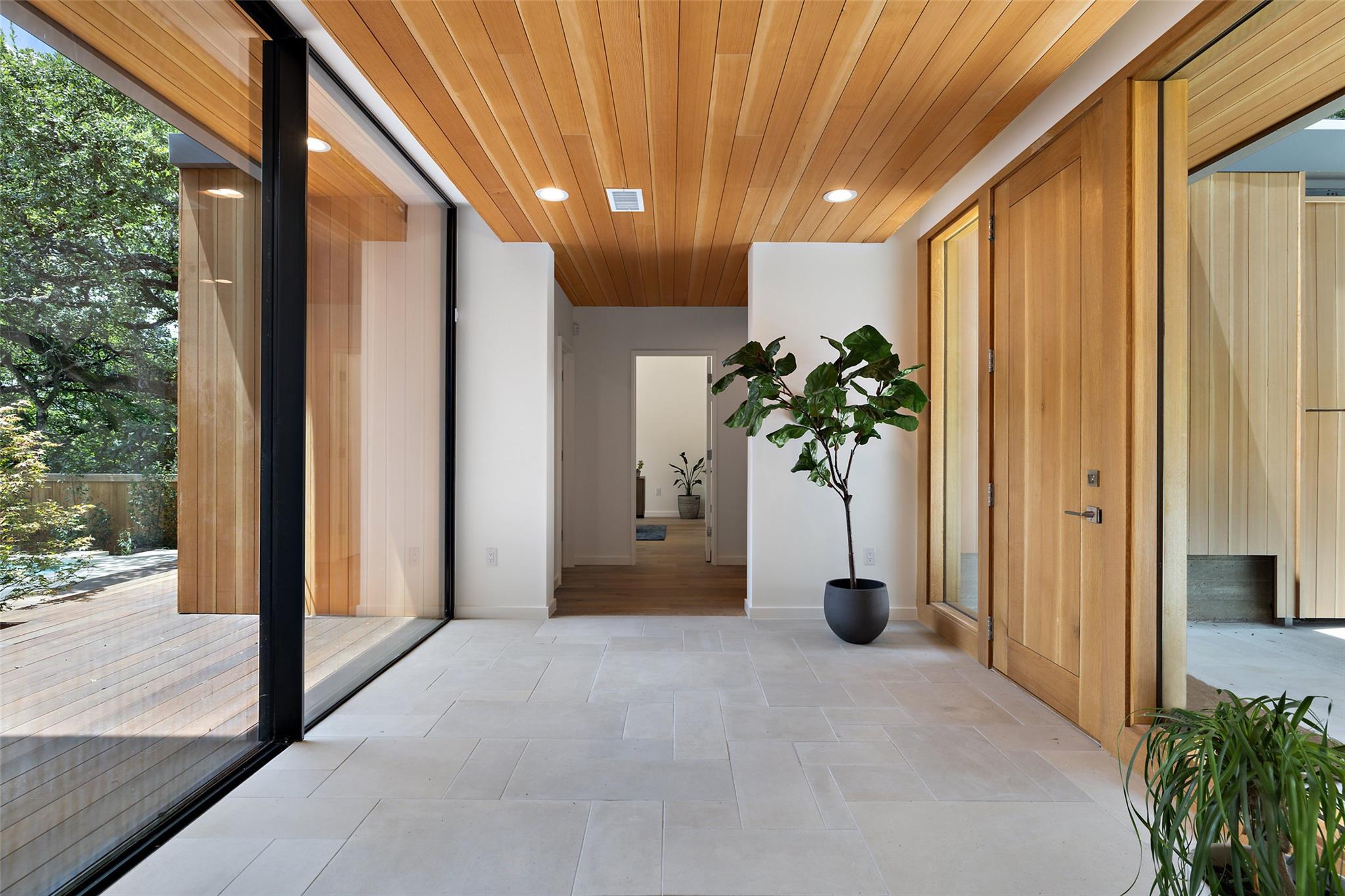 1319 Bonham Ter, Austin, TX 78704