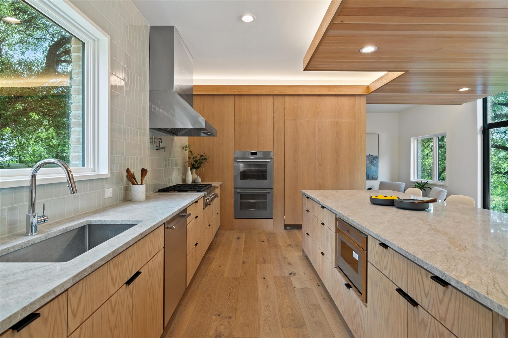 1319 Bonham Ter, Austin, TX 78704