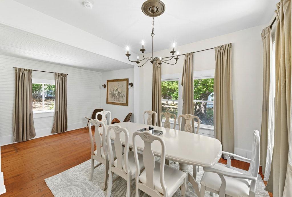 1222 W Hopkins St, San Marcos, TX 78666