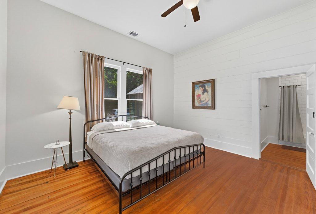 1222 W Hopkins St, San Marcos, TX 78666