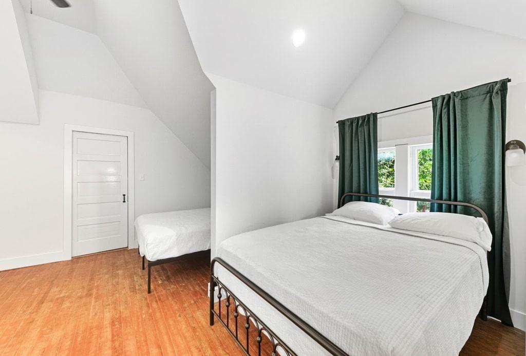 1222 W Hopkins St, San Marcos, TX 78666