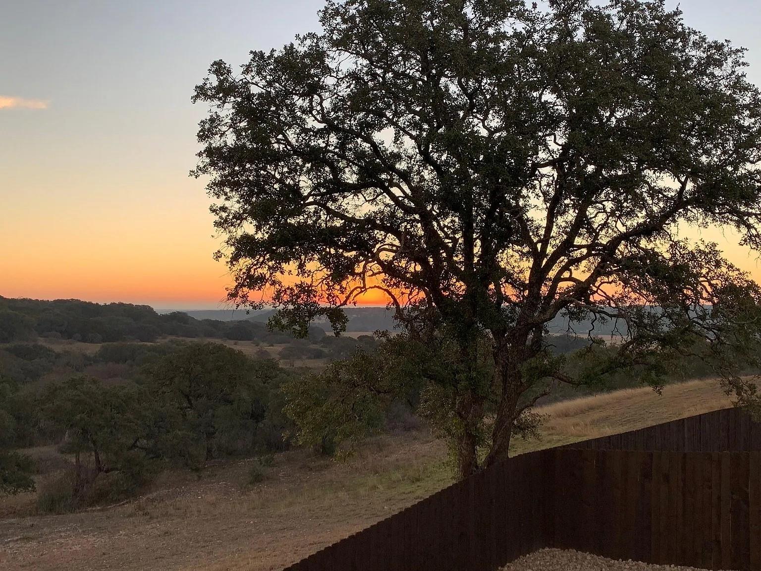 2012 Centerline Ln, Georgetown, TX 78628