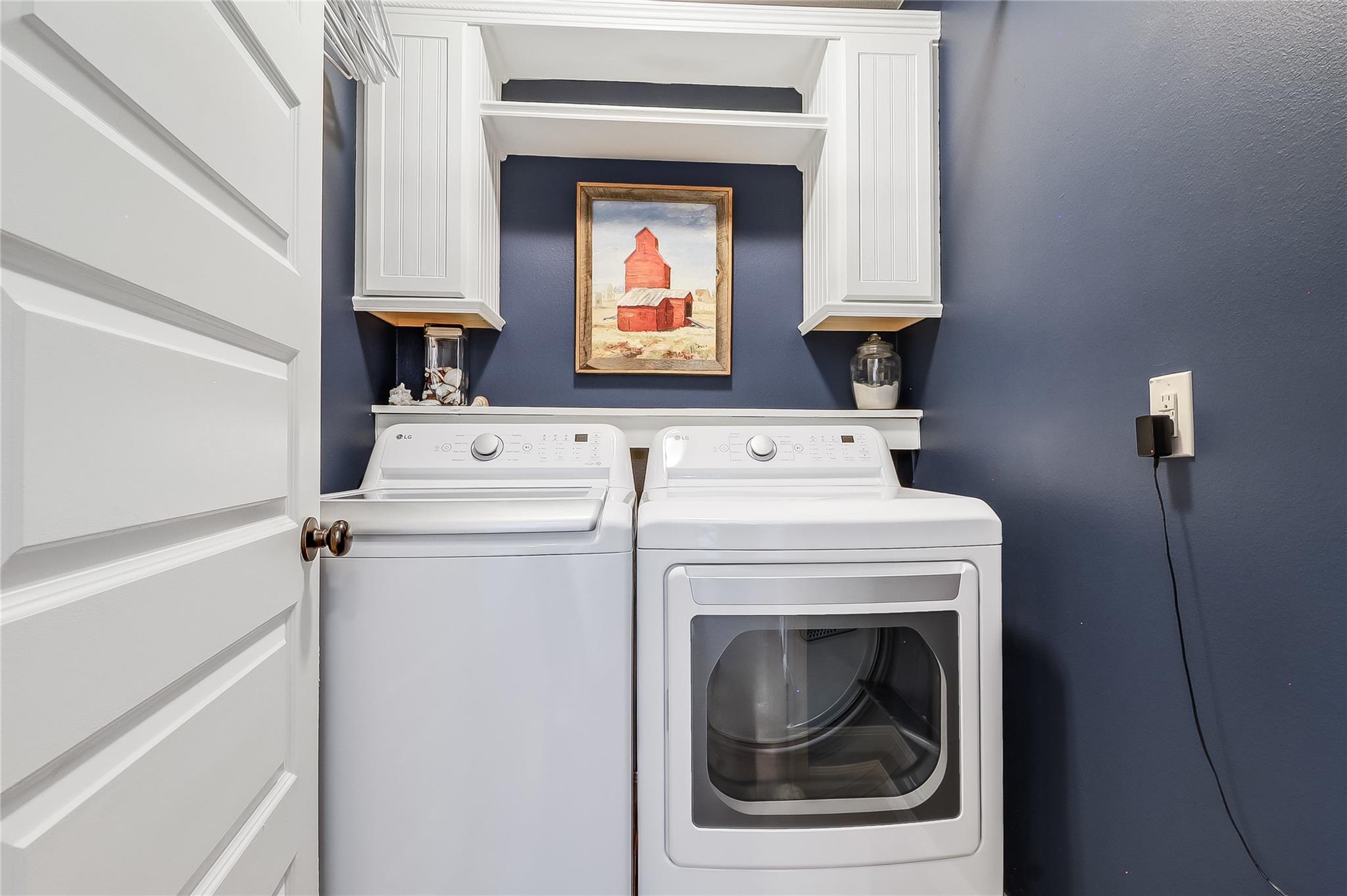 10013 Little Creek Cir, Dripping Springs, TX 78620