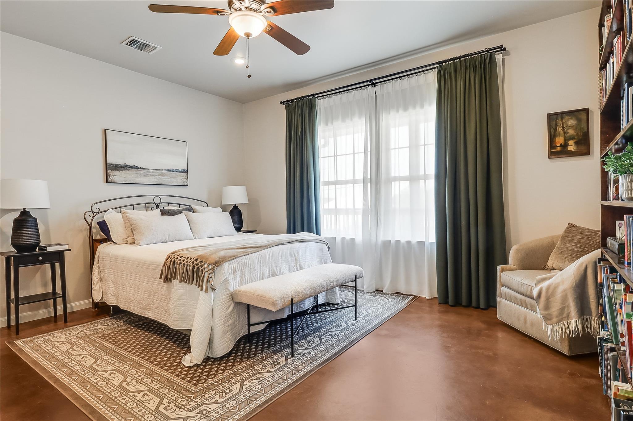 10013 Little Creek Cir, Dripping Springs, TX 78620