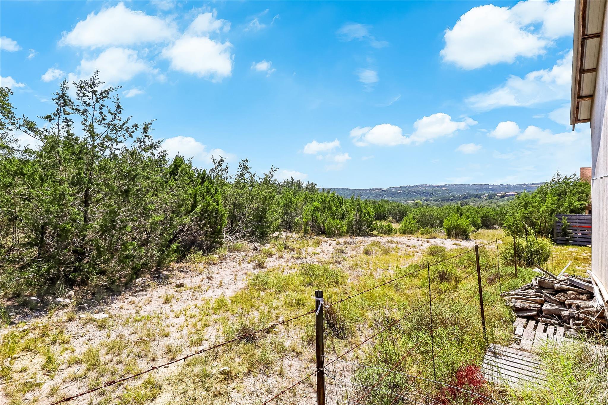 10013 Little Creek Cir, Dripping Springs, TX 78620