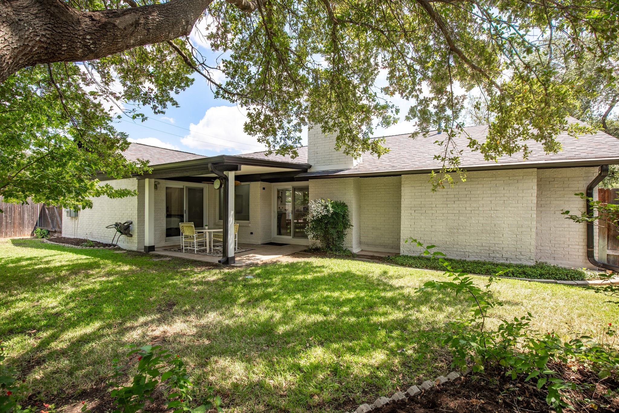 8608 Donna Gail Dr, Austin, TX 78757