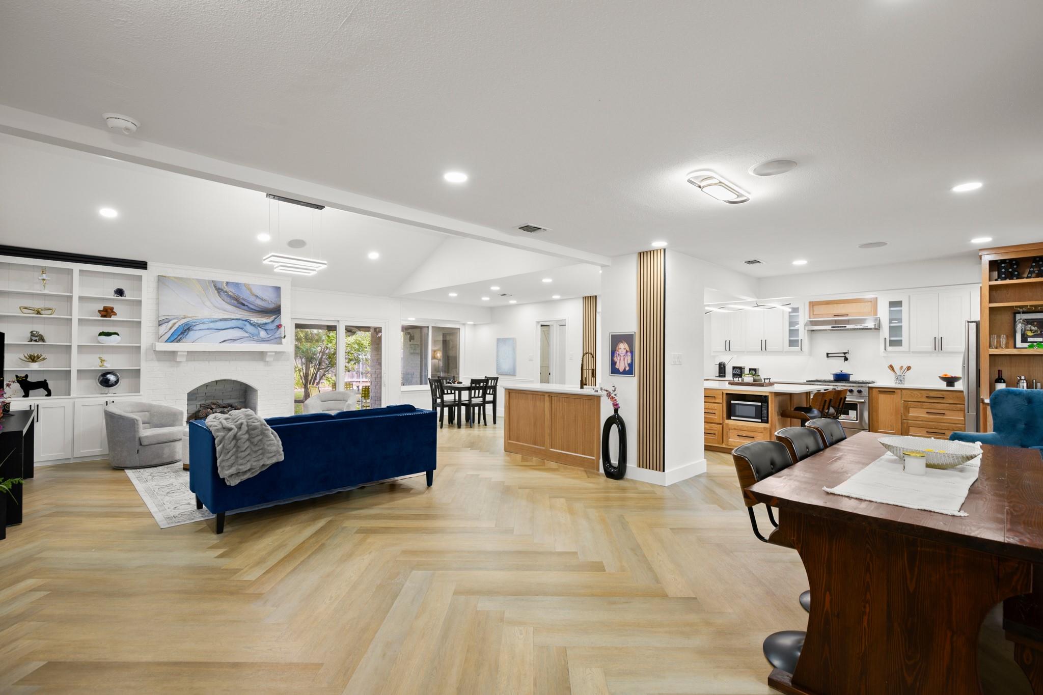 8608 Donna Gail Dr, Austin, TX 78757