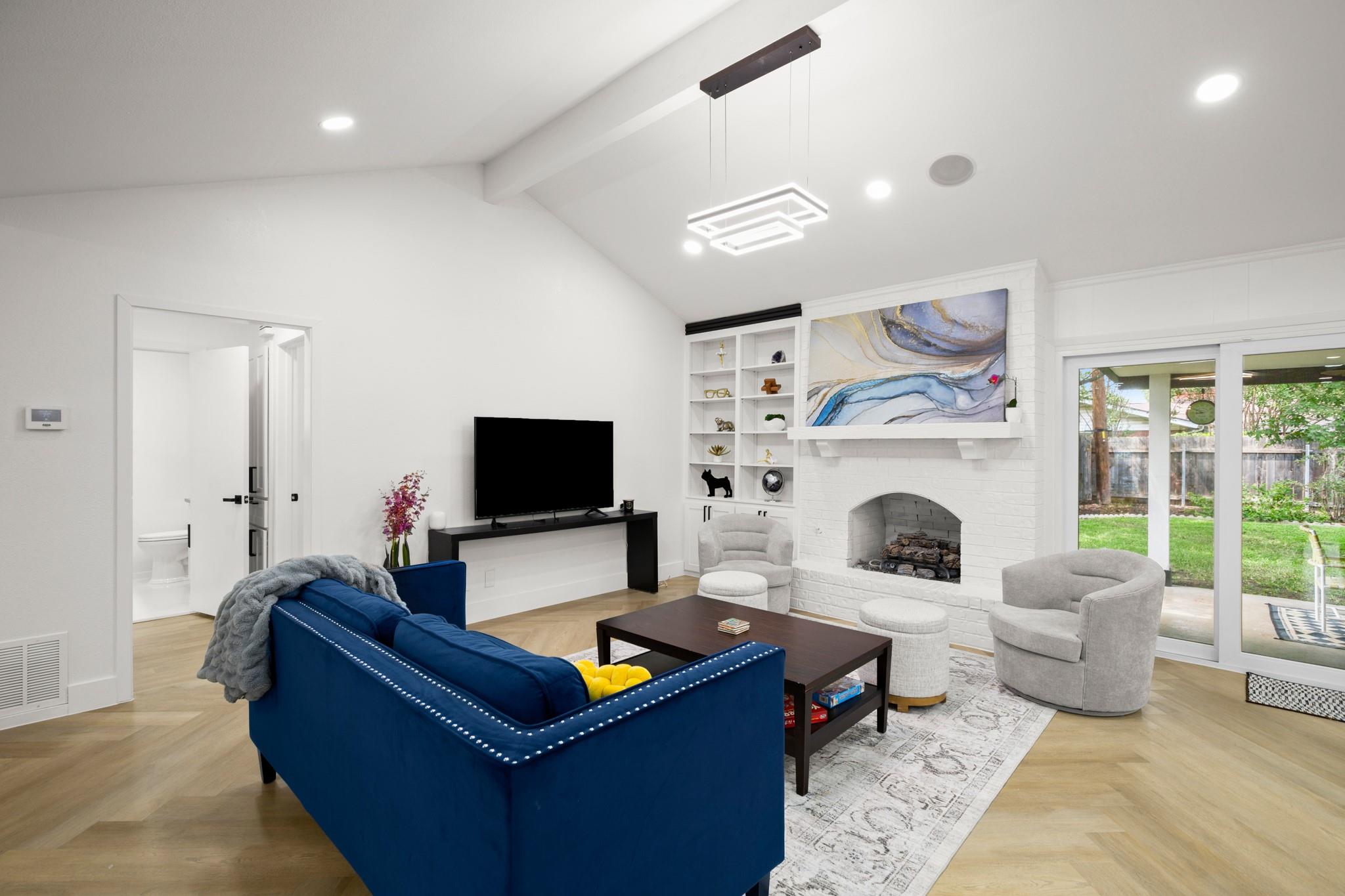 8608 Donna Gail Dr, Austin, TX 78757