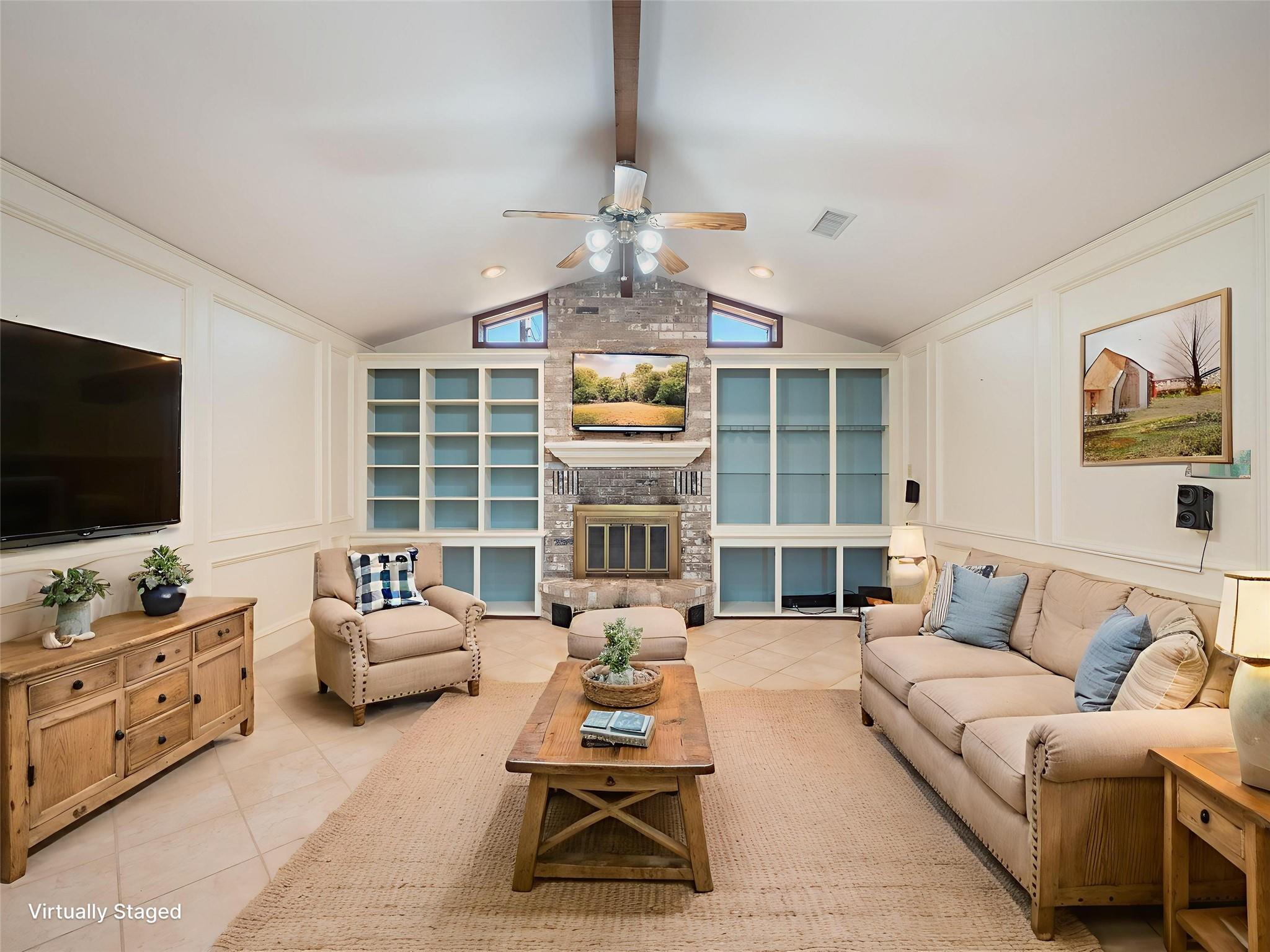 1252 County Road 106, Paige, TX 78659