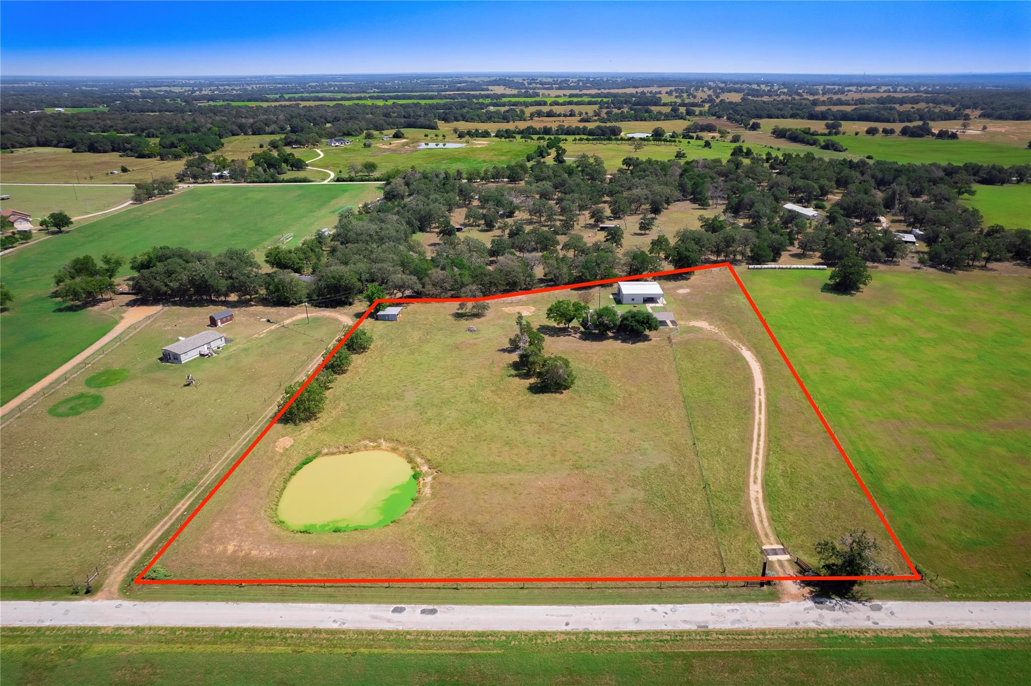 1252 County Road 106, Paige, TX 78659