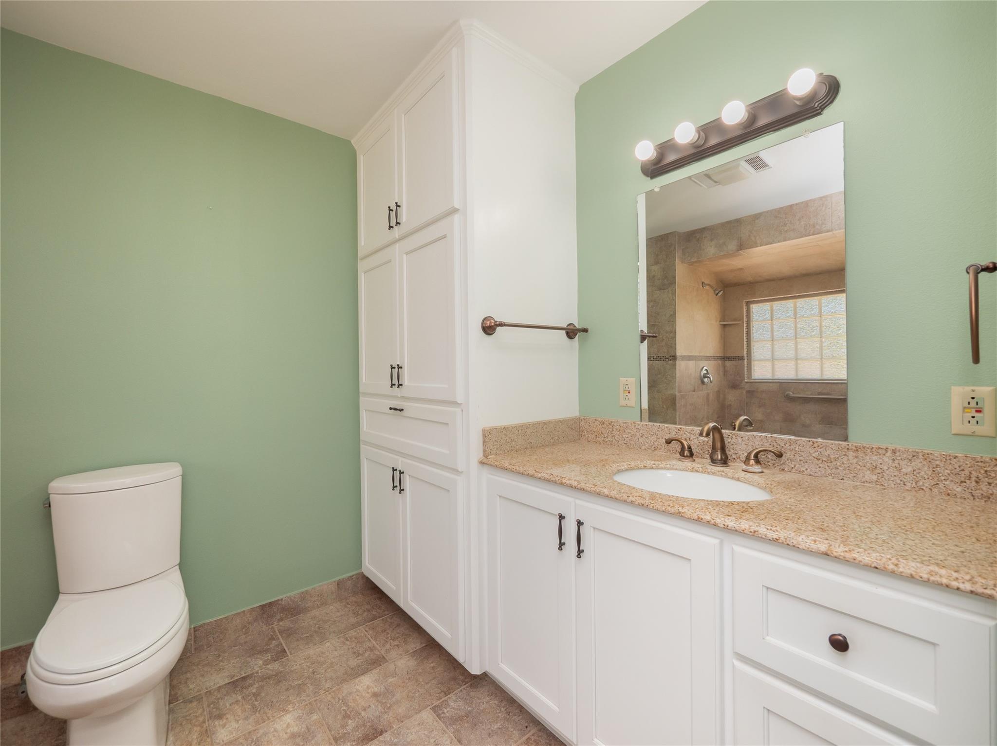 1252 County Road 106, Paige, TX 78659