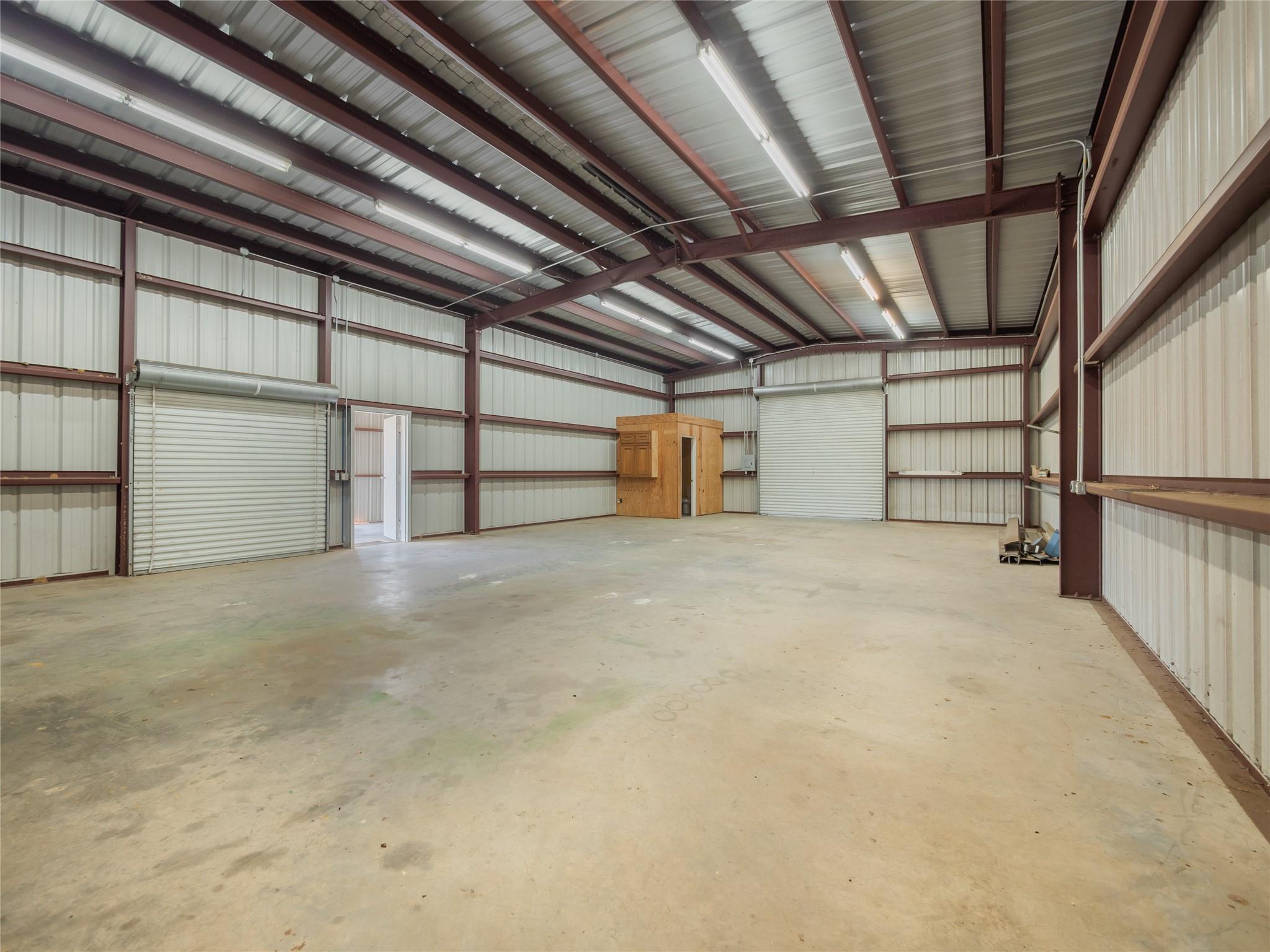 1252 County Road 106, Paige, TX 78659