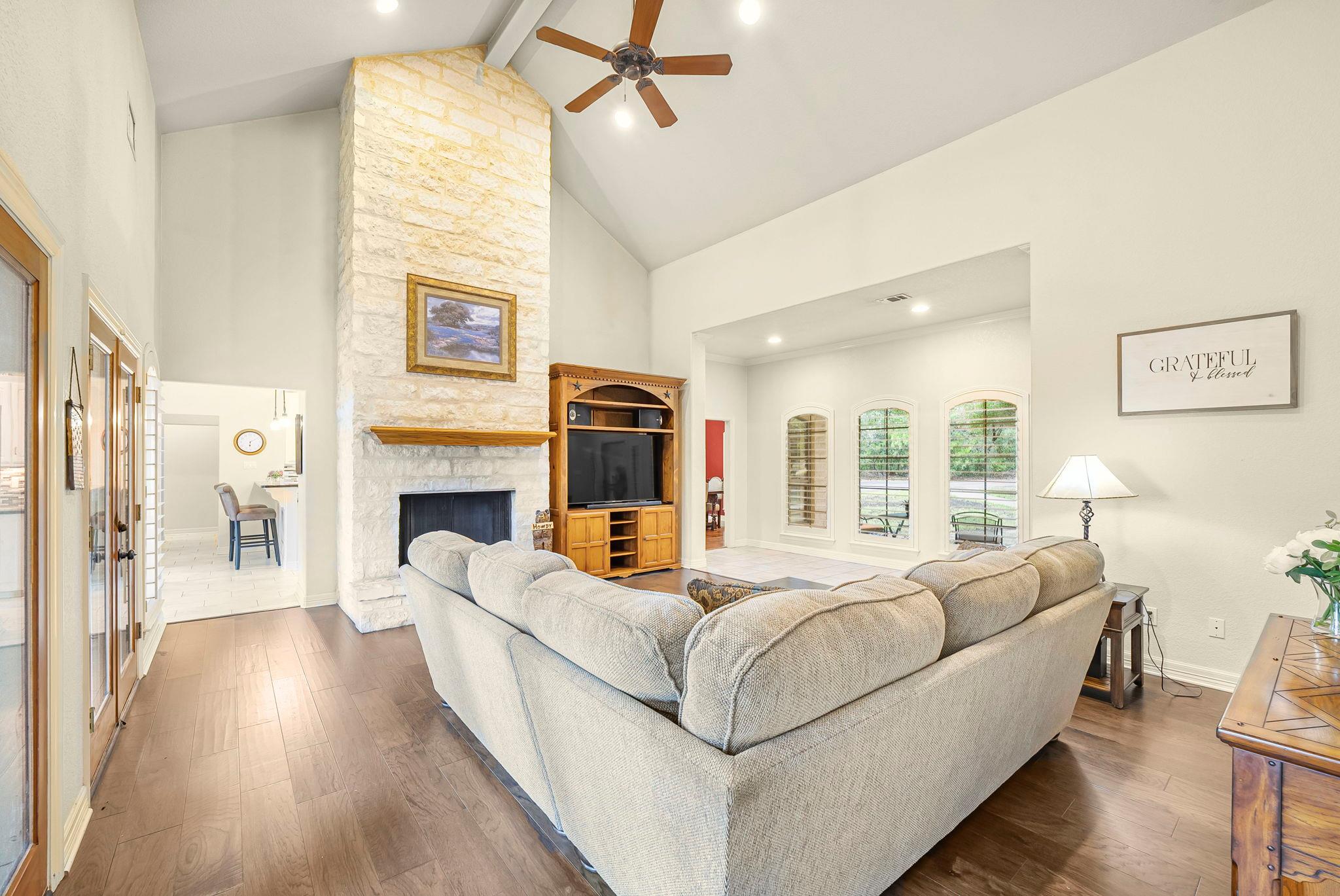 810 Bluff Ridge Ct, New Braunfels, TX 78132