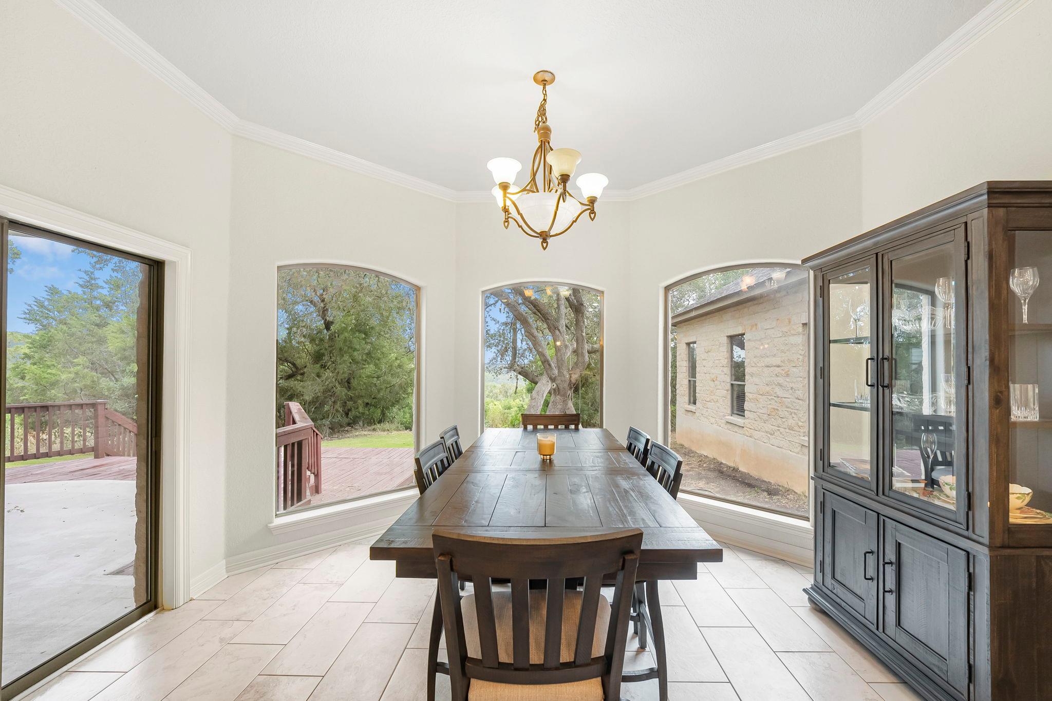 810 Bluff Ridge Ct, New Braunfels, TX 78132