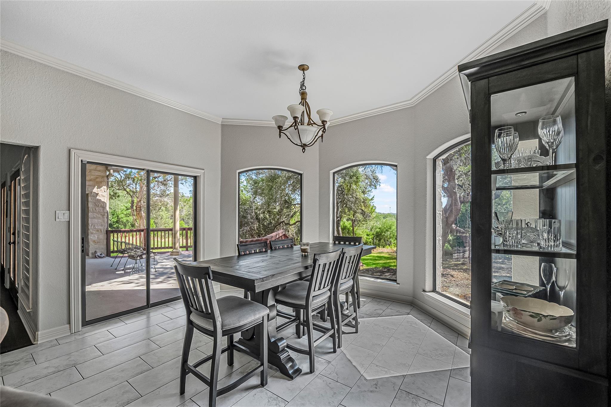 810 Bluff Ridge Ct, New Braunfels, TX 78132