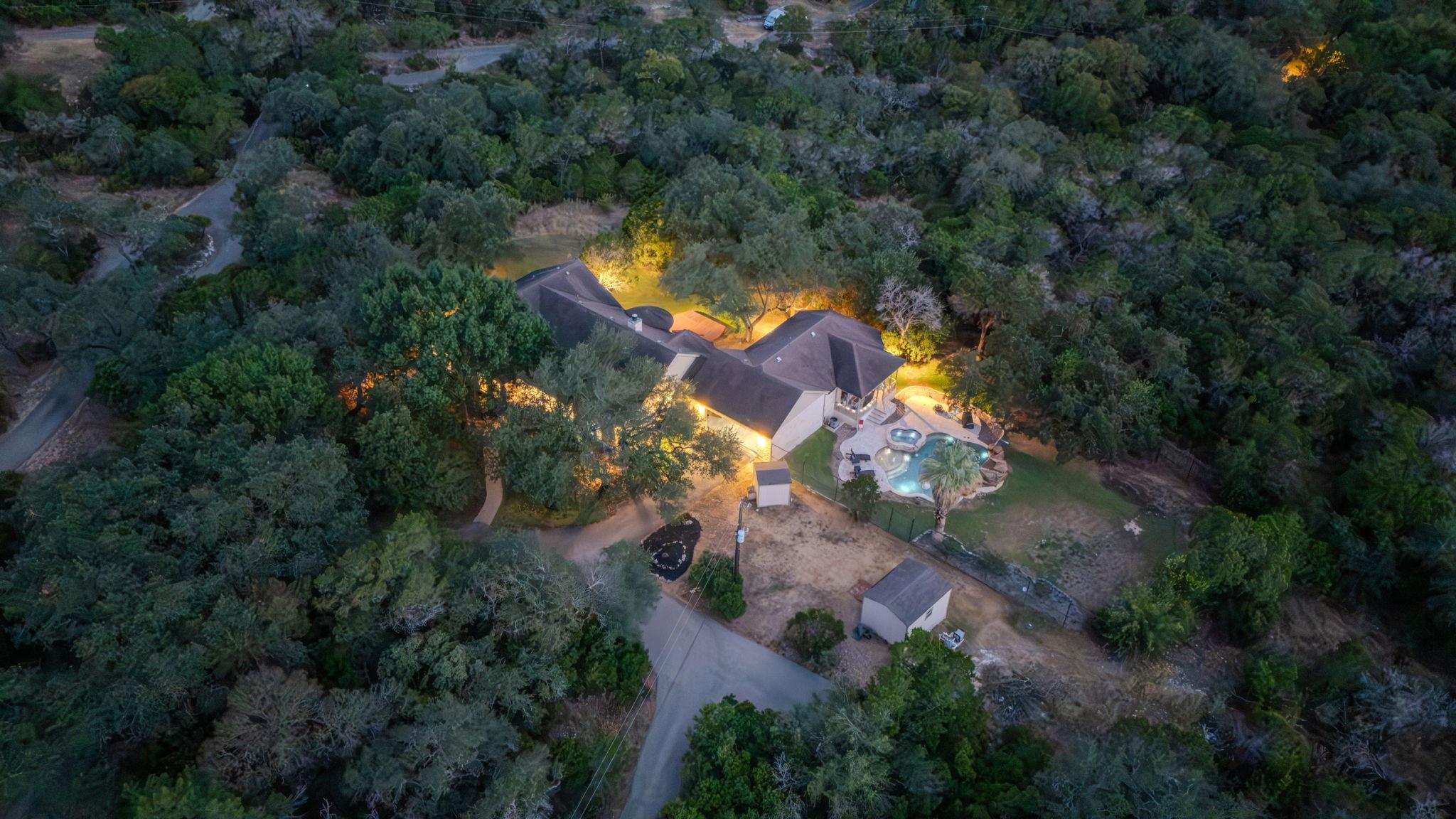 810 Bluff Ridge Ct, New Braunfels, TX 78132