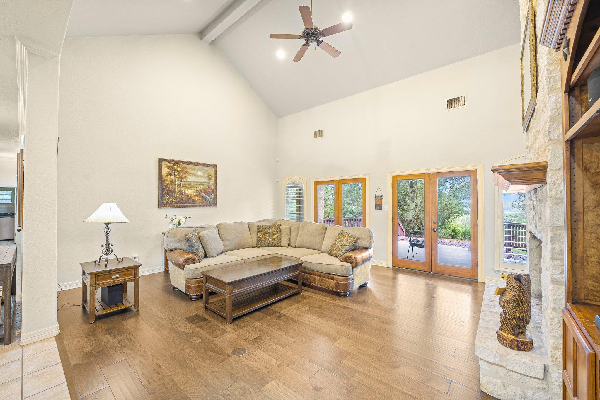 810 Bluff Ridge Ct, New Braunfels, TX 78132