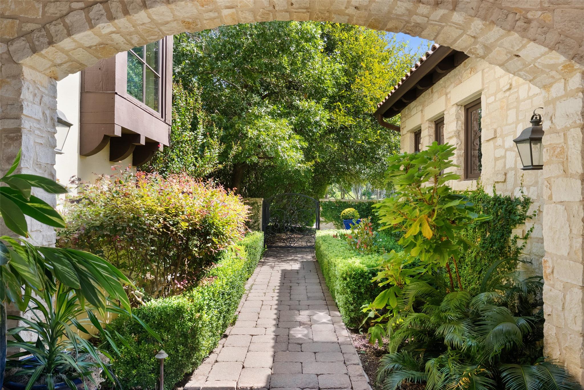 1200 Barton Creek Blvd # 45, Austin, TX 78735