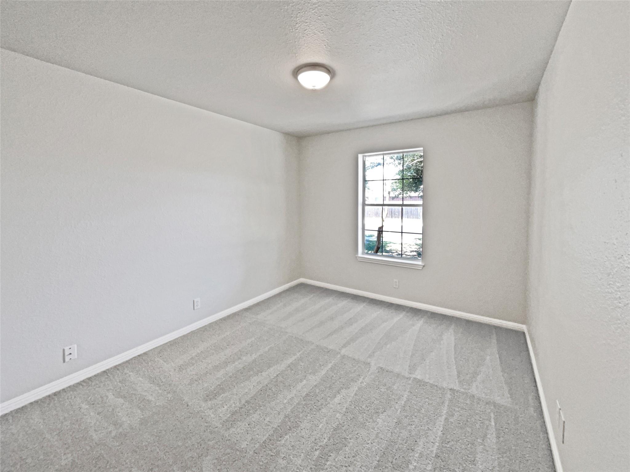 404 Stewart Dr, Hutto, TX 78634