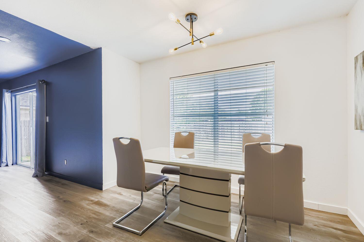 1202 Hughmont Dr, Pflugerville, TX 78660