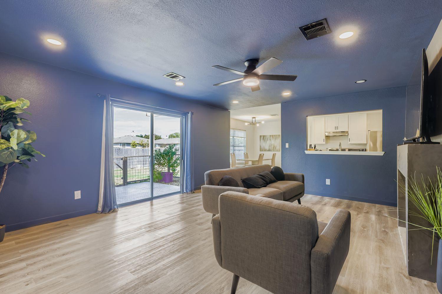 1202 Hughmont Dr, Pflugerville, TX 78660