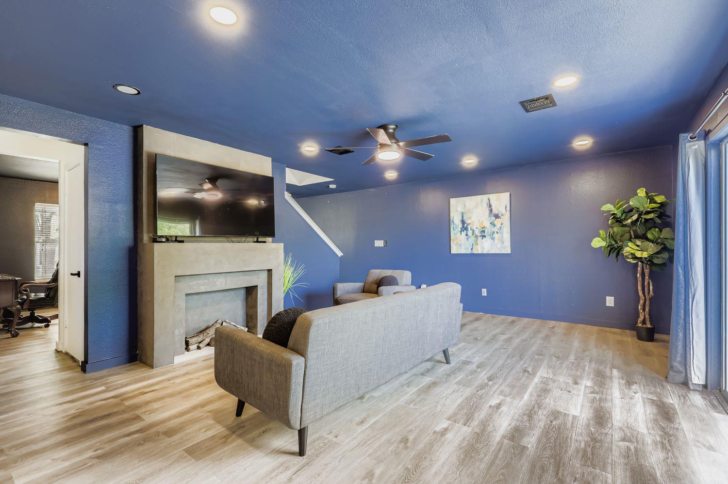 1202 Hughmont Dr, Pflugerville, TX 78660