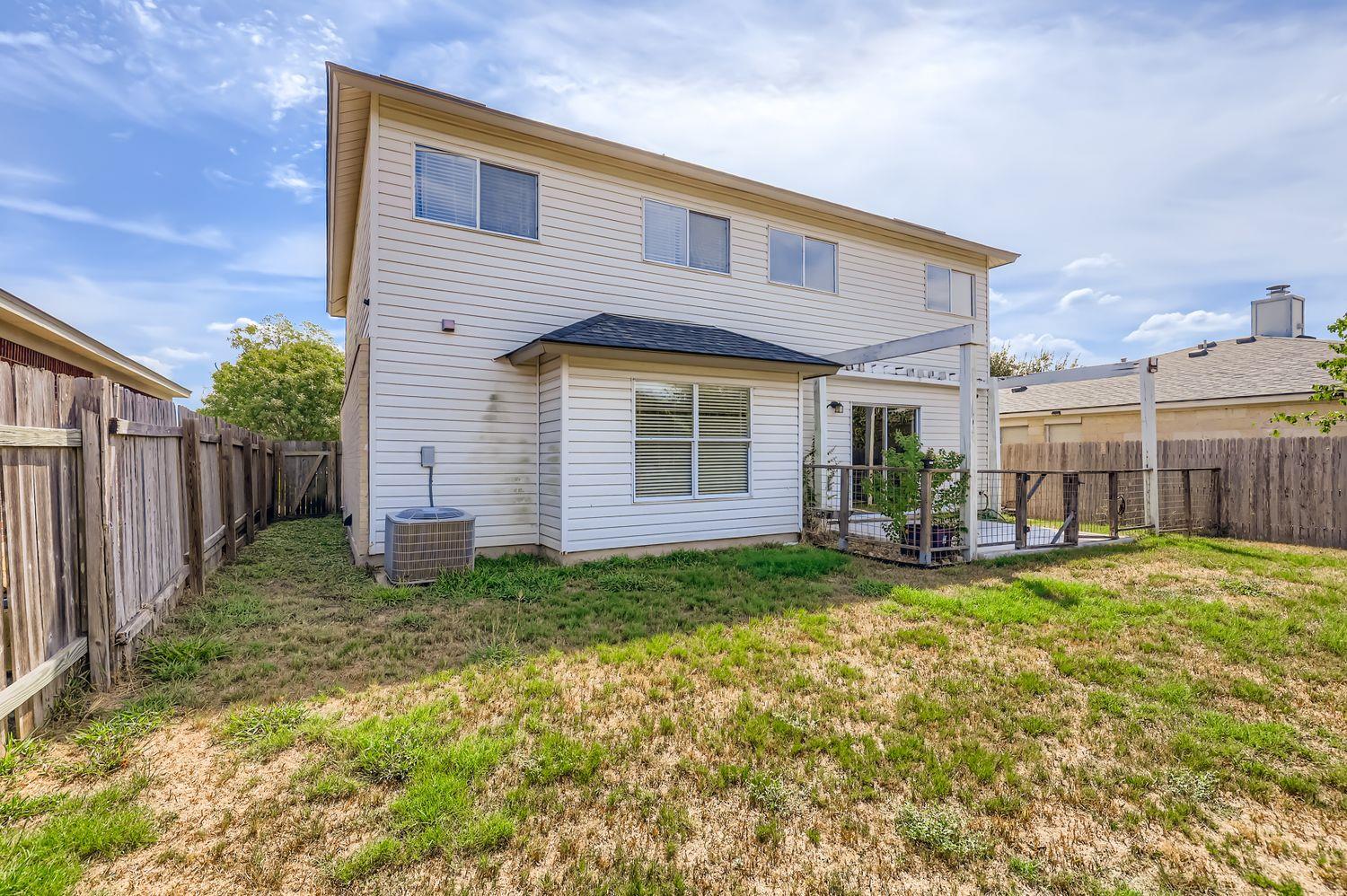 1202 Hughmont Dr, Pflugerville, TX 78660