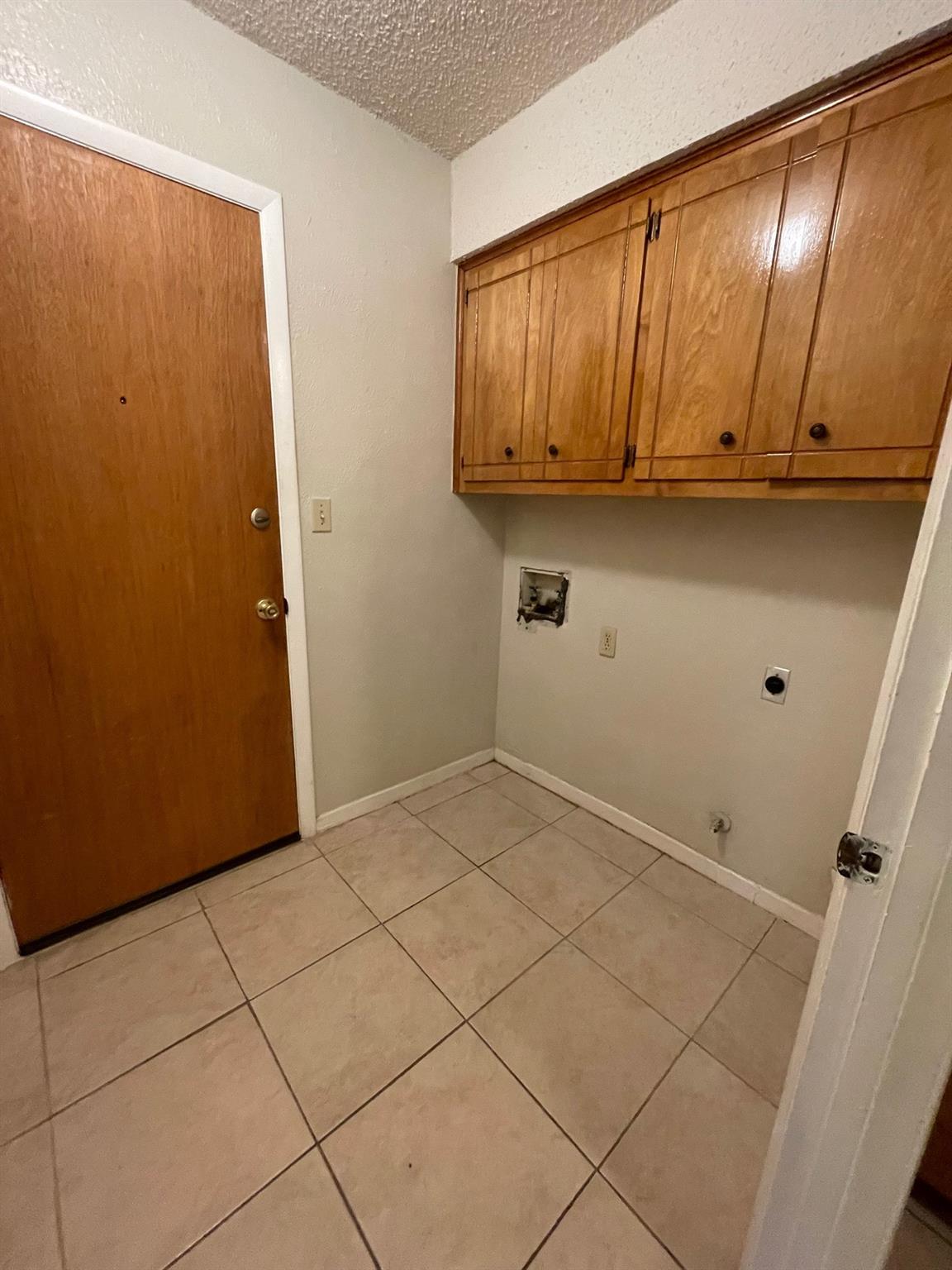 1411 WATERLOO Trl # B, Austin, TX 78704