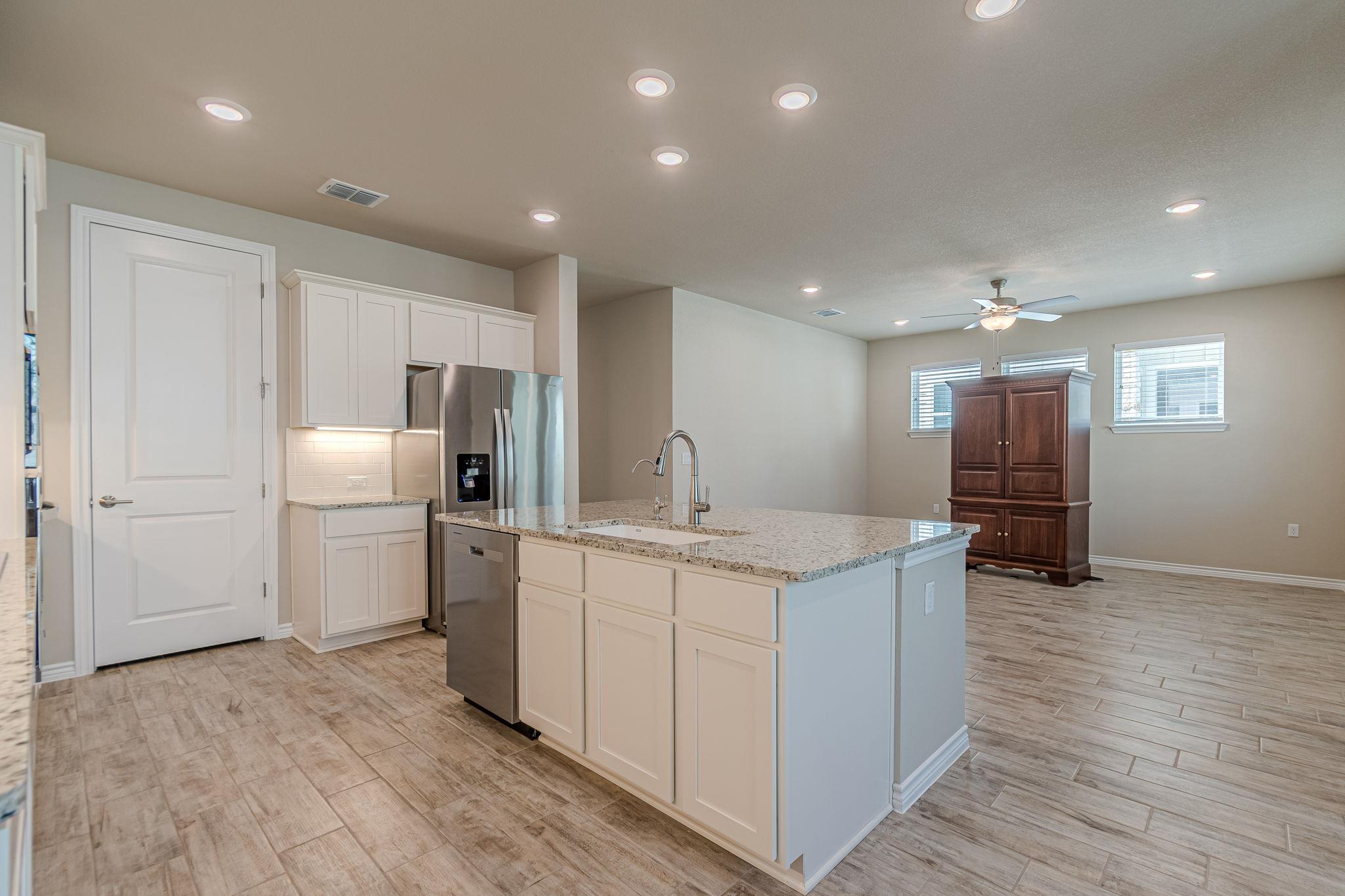 104 Menard Dr # 102, San Marcos, TX 78666