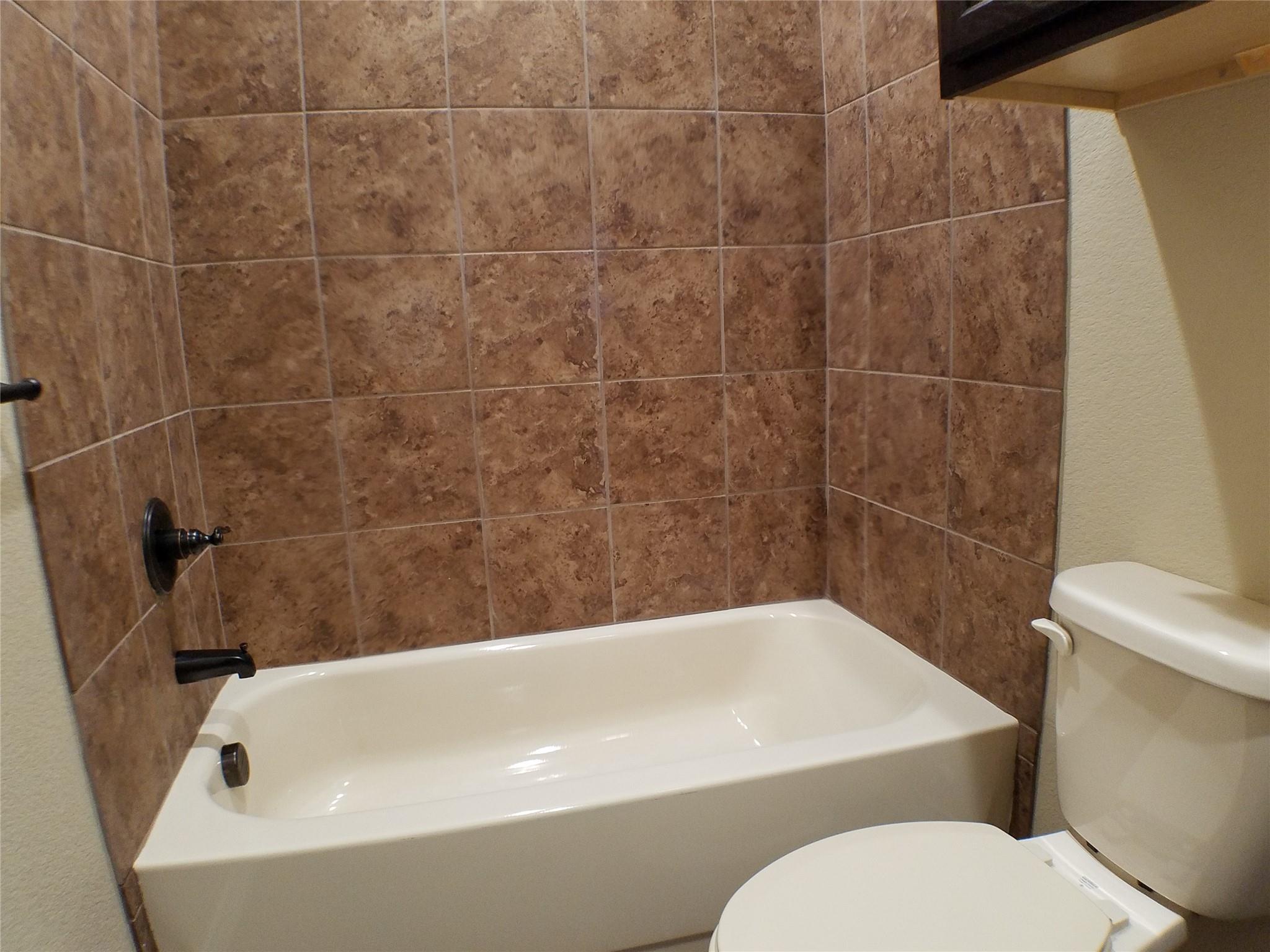 119 Samuel Dr # B, Buda, TX 78610