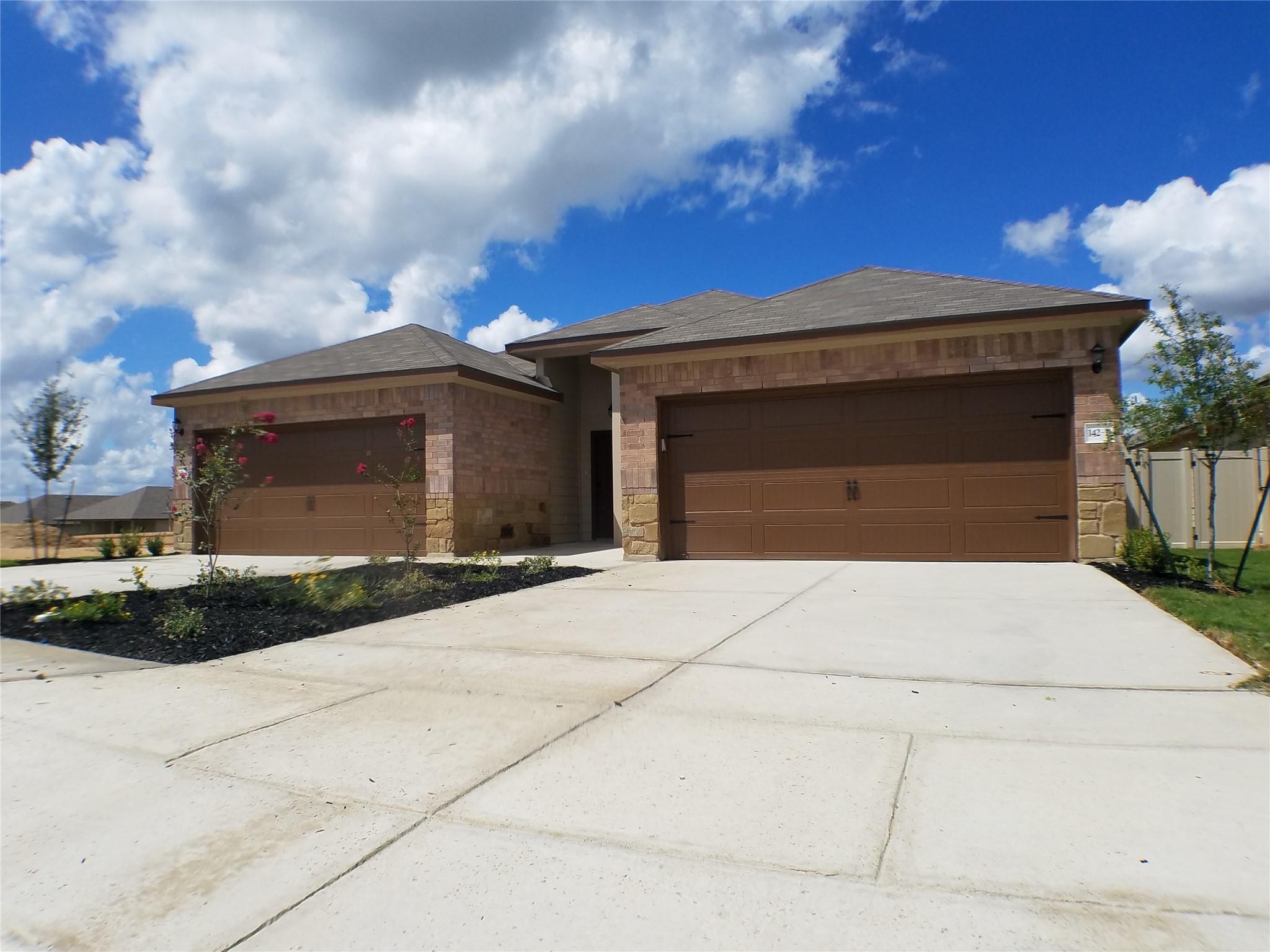 119 Samuel Dr # B, Buda, TX 78610