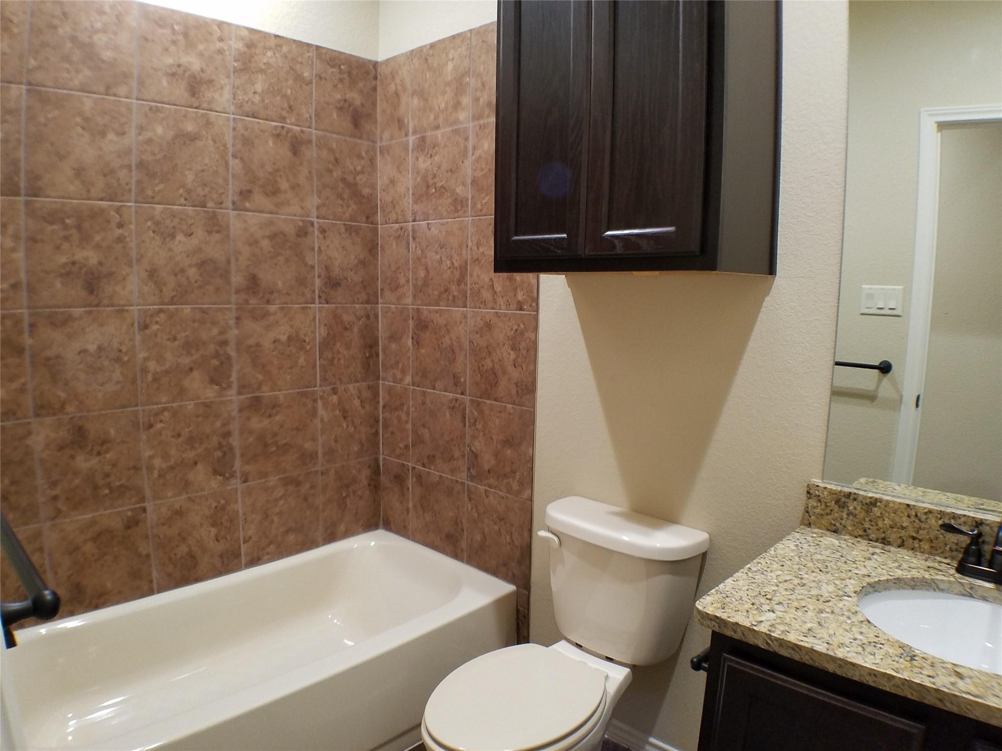 119 Samuel Dr # B, Buda, TX 78610