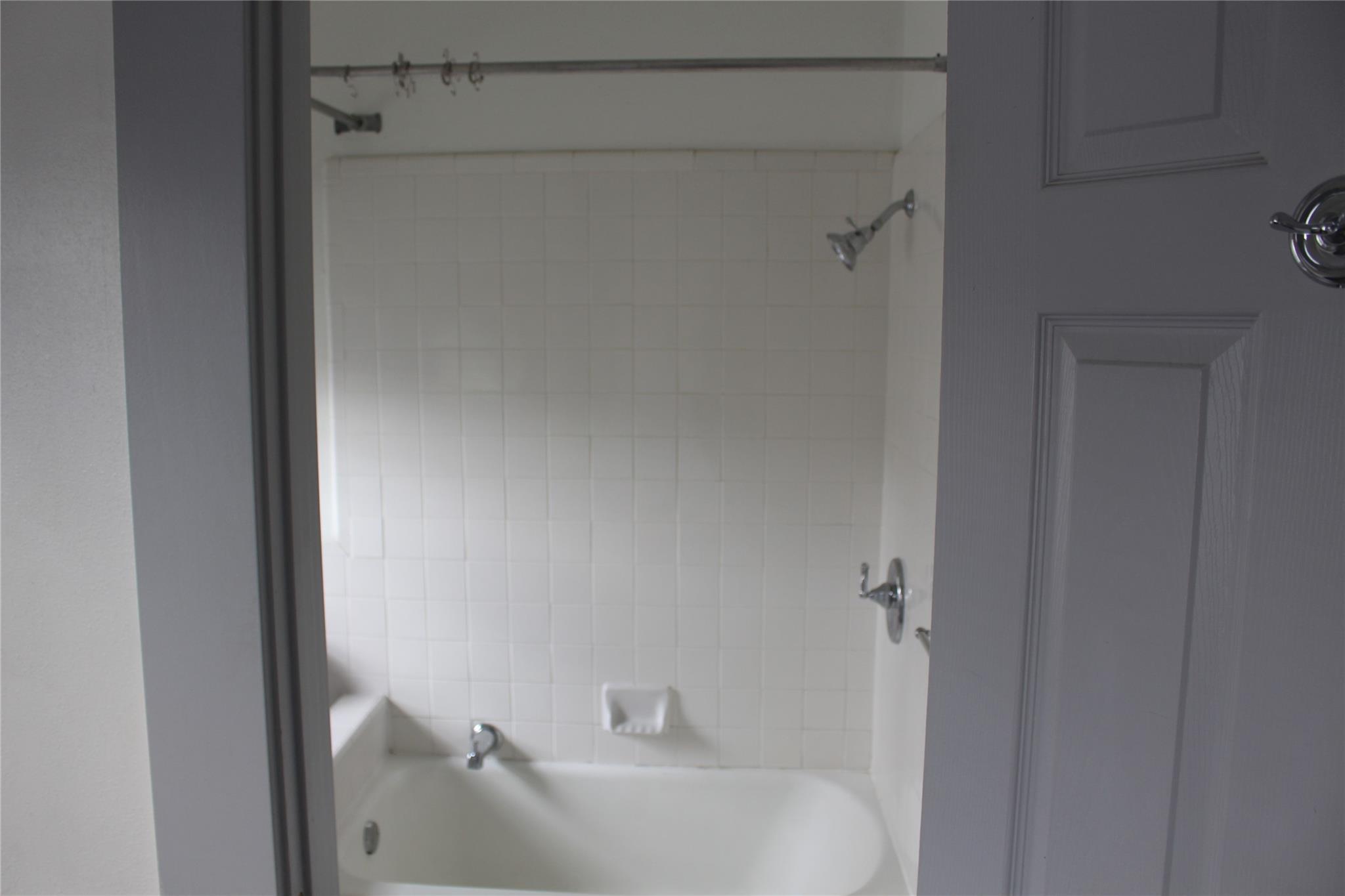 3006 Duval St # 2, Austin, TX 78705