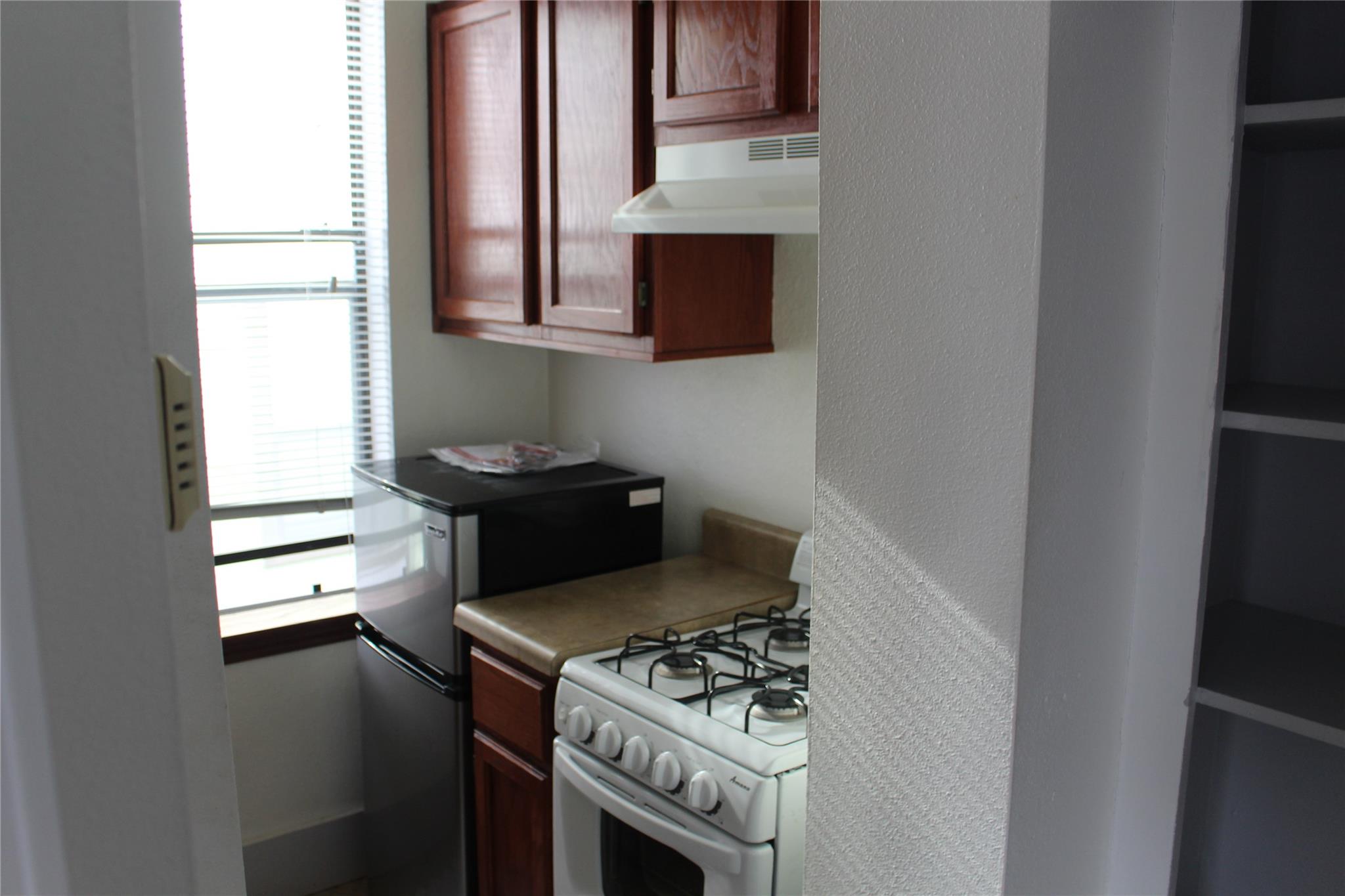 3006 Duval St # 2, Austin, TX 78705