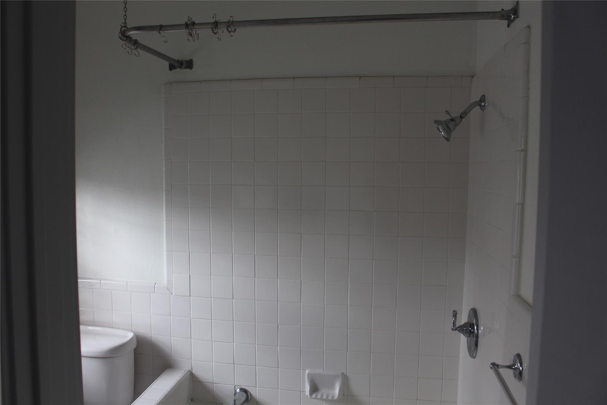 3006 Duval St # 2, Austin, TX 78705