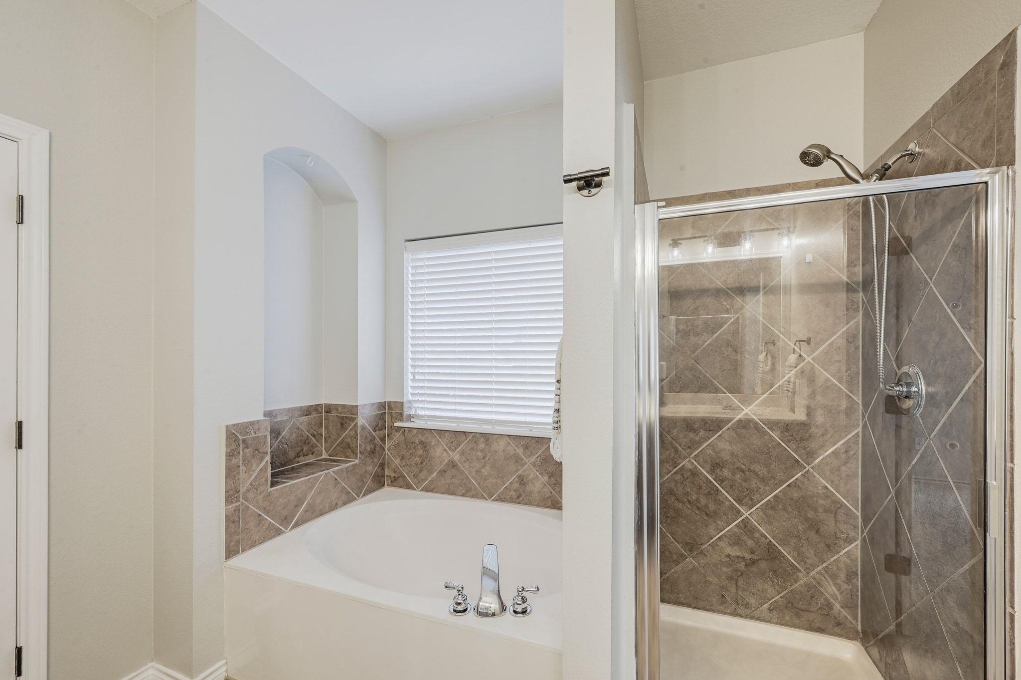 2411 Guara Dr, Cedar Park, TX 78613